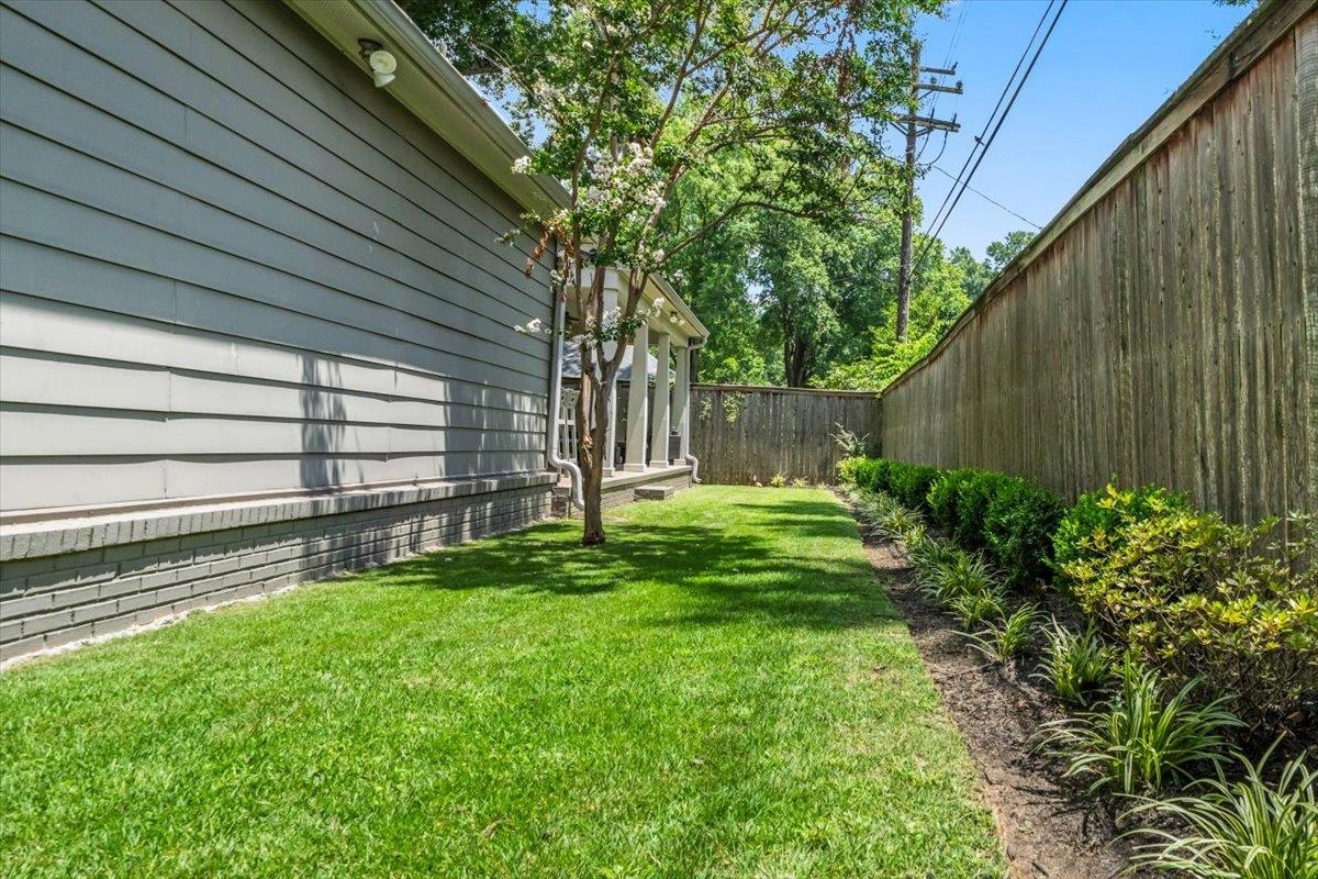 3835 S Montclair Dr Property Photo 26