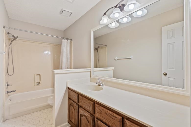 1833 W Pheasant Acre Ln Property Photo 27