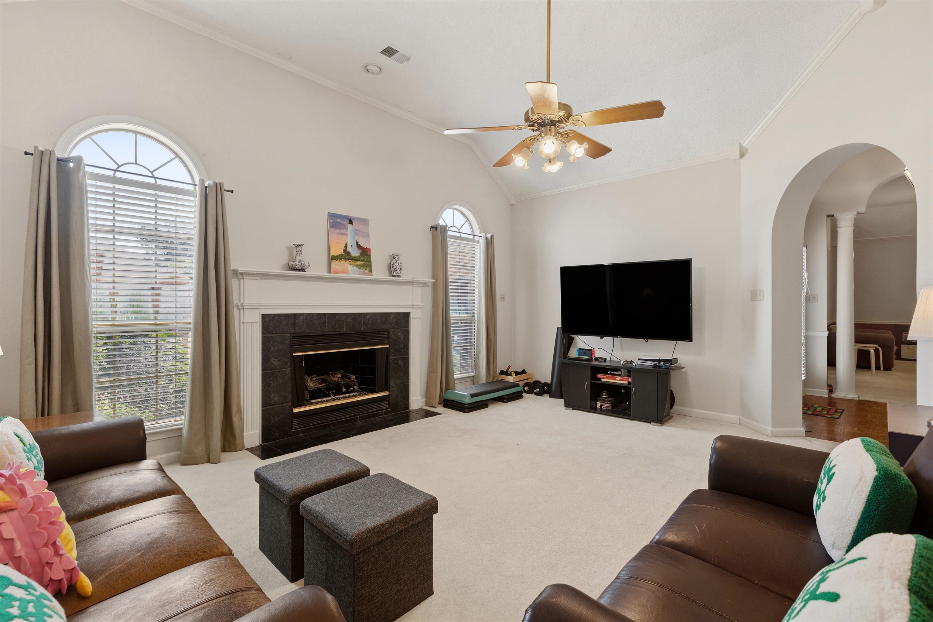 1833 W Pheasant Acre Ln Property Photo 7