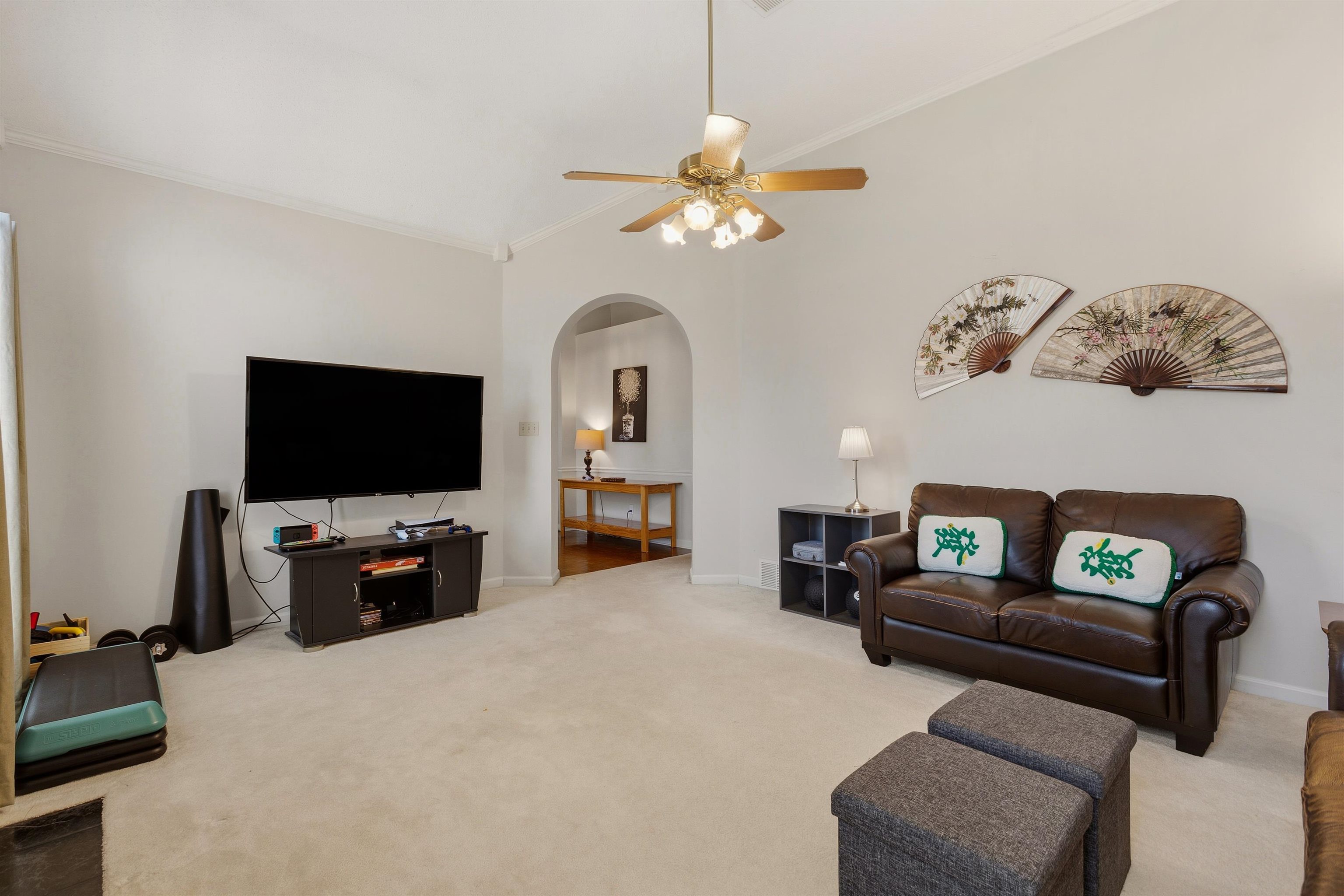 1833 W Pheasant Acre Ln Property Photo 9