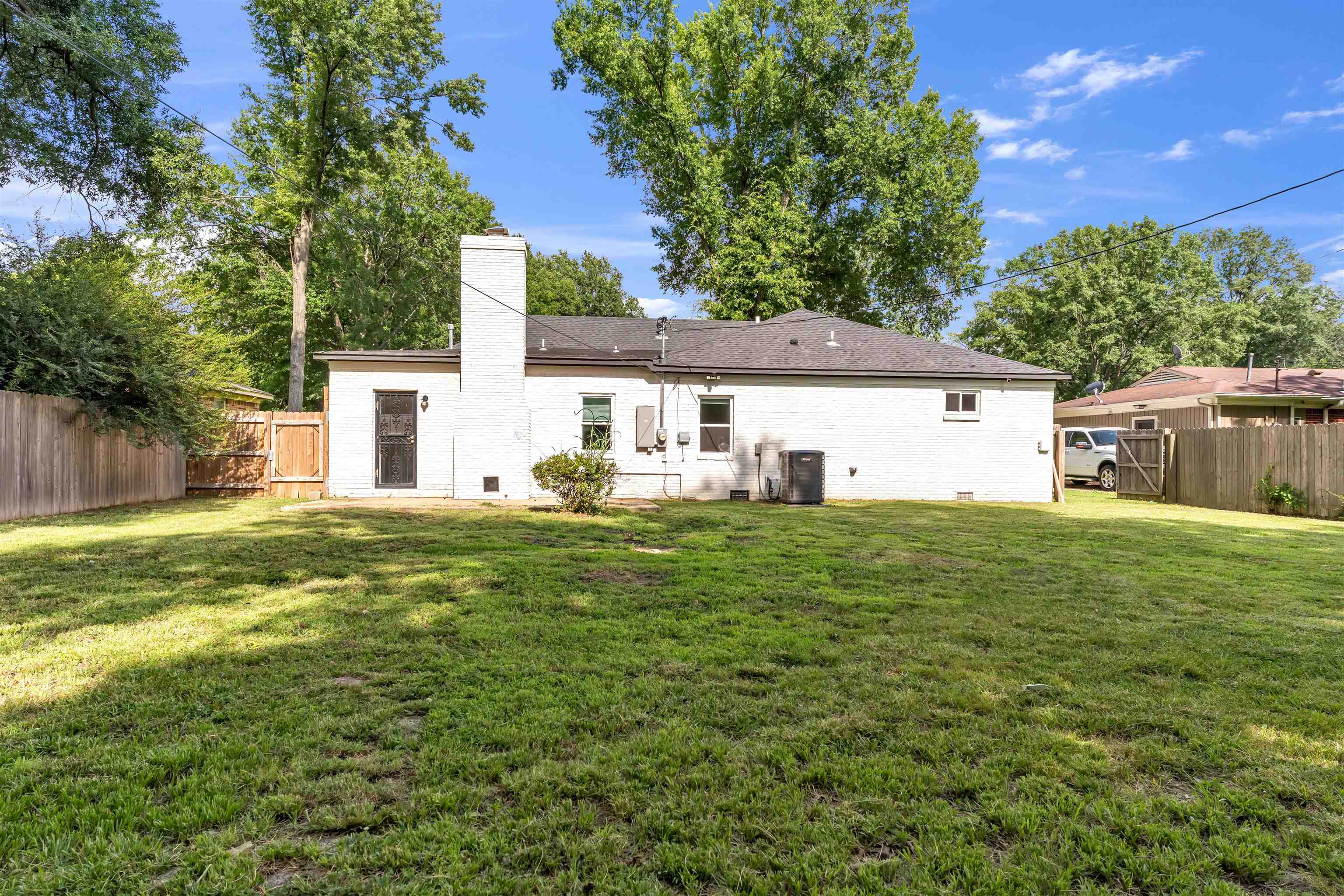4623 S Doris Cir S Property Photo 19