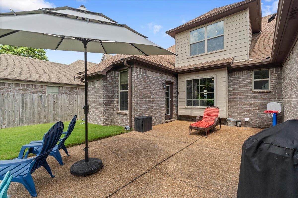 8499 Woodland Green Ct Property Photo 34