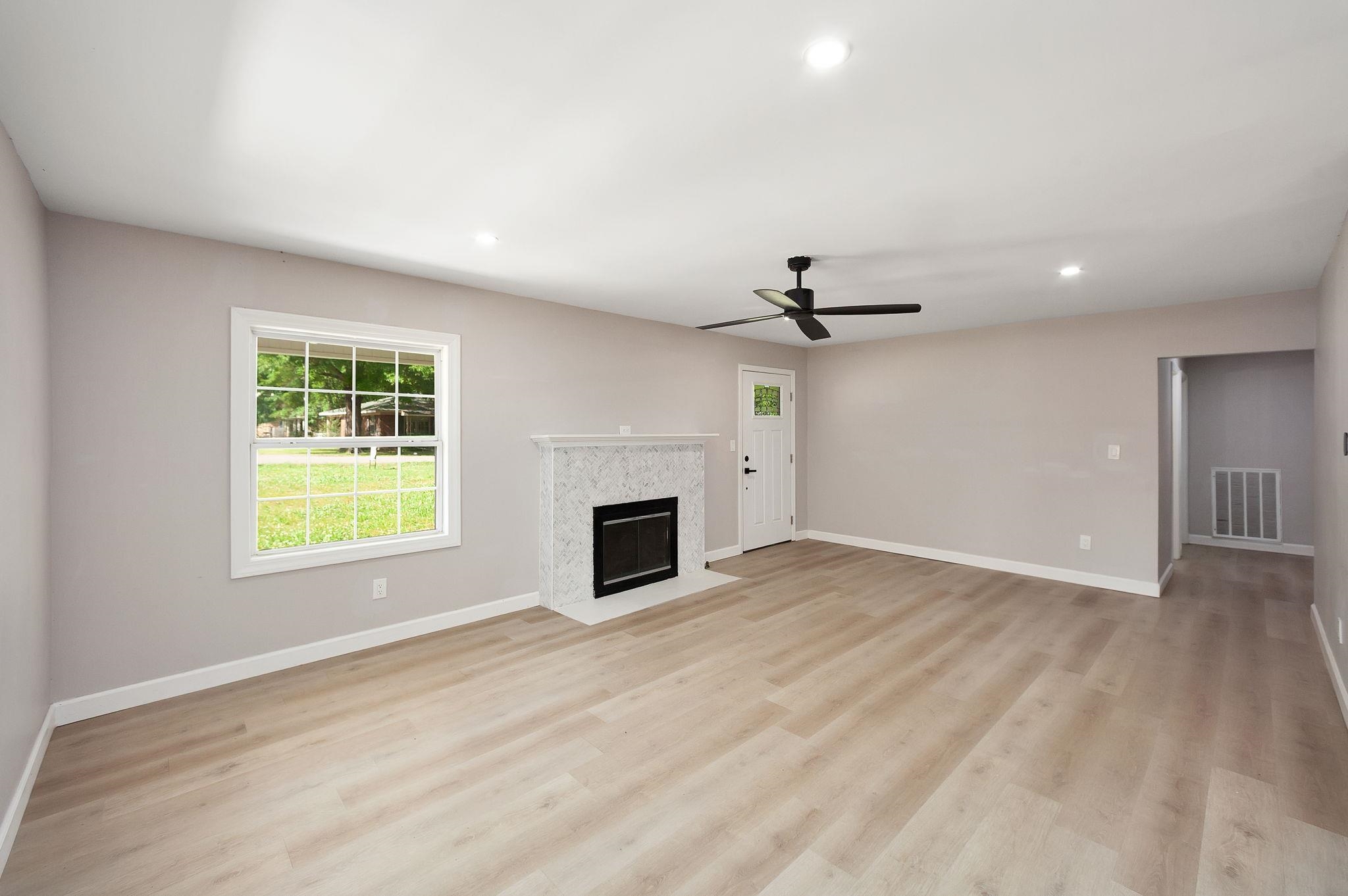 90 Shaw Ln Property Photo 14