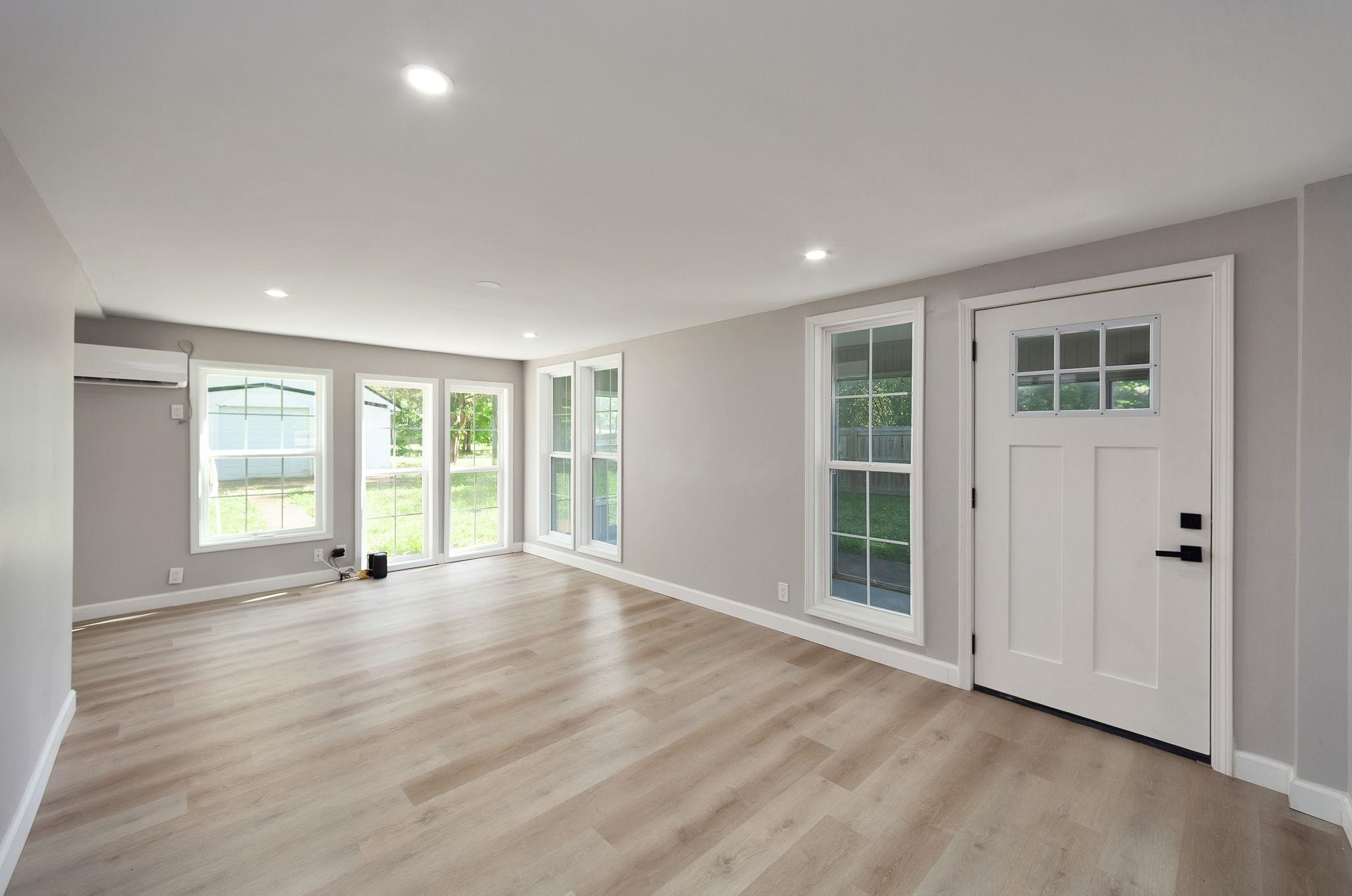 90 Shaw Ln Property Photo 21