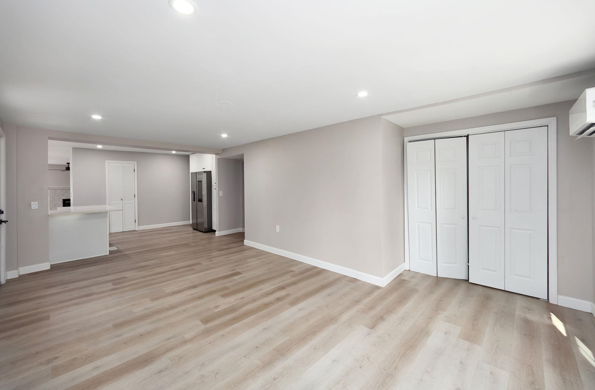90 Shaw Ln Property Photo 22