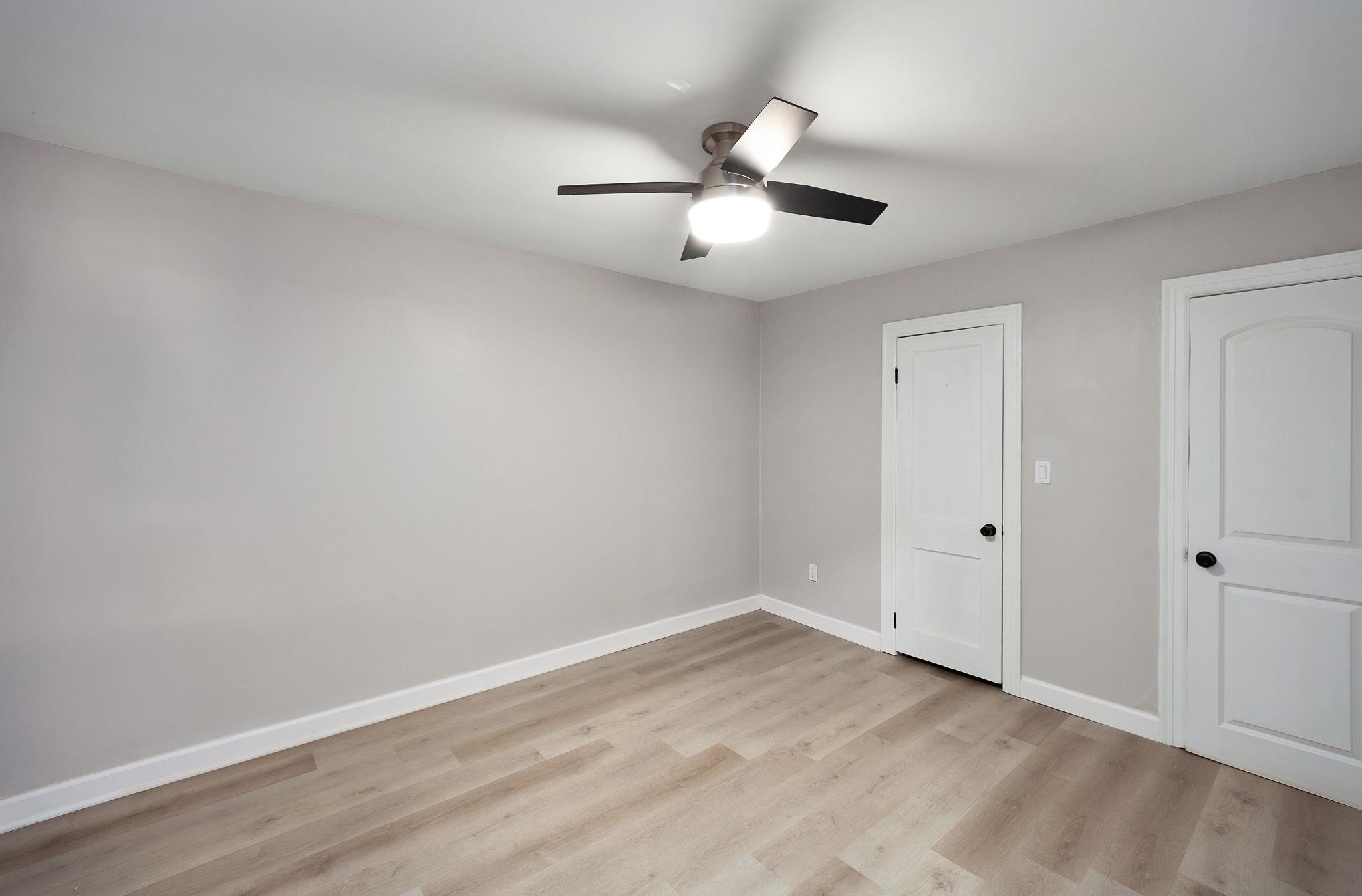 90 Shaw Ln Property Photo 34