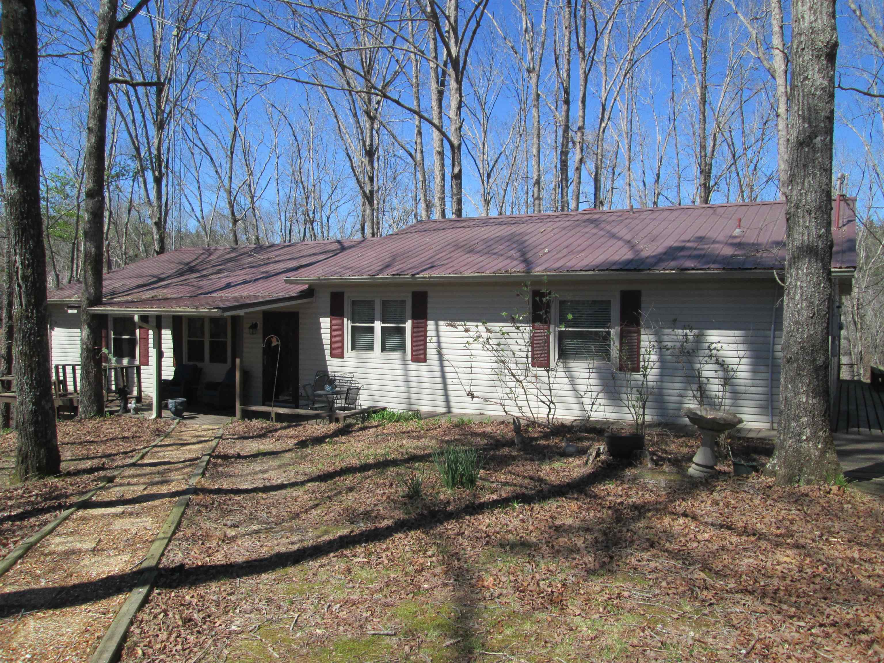 20 Trail Ln Property Photo 1