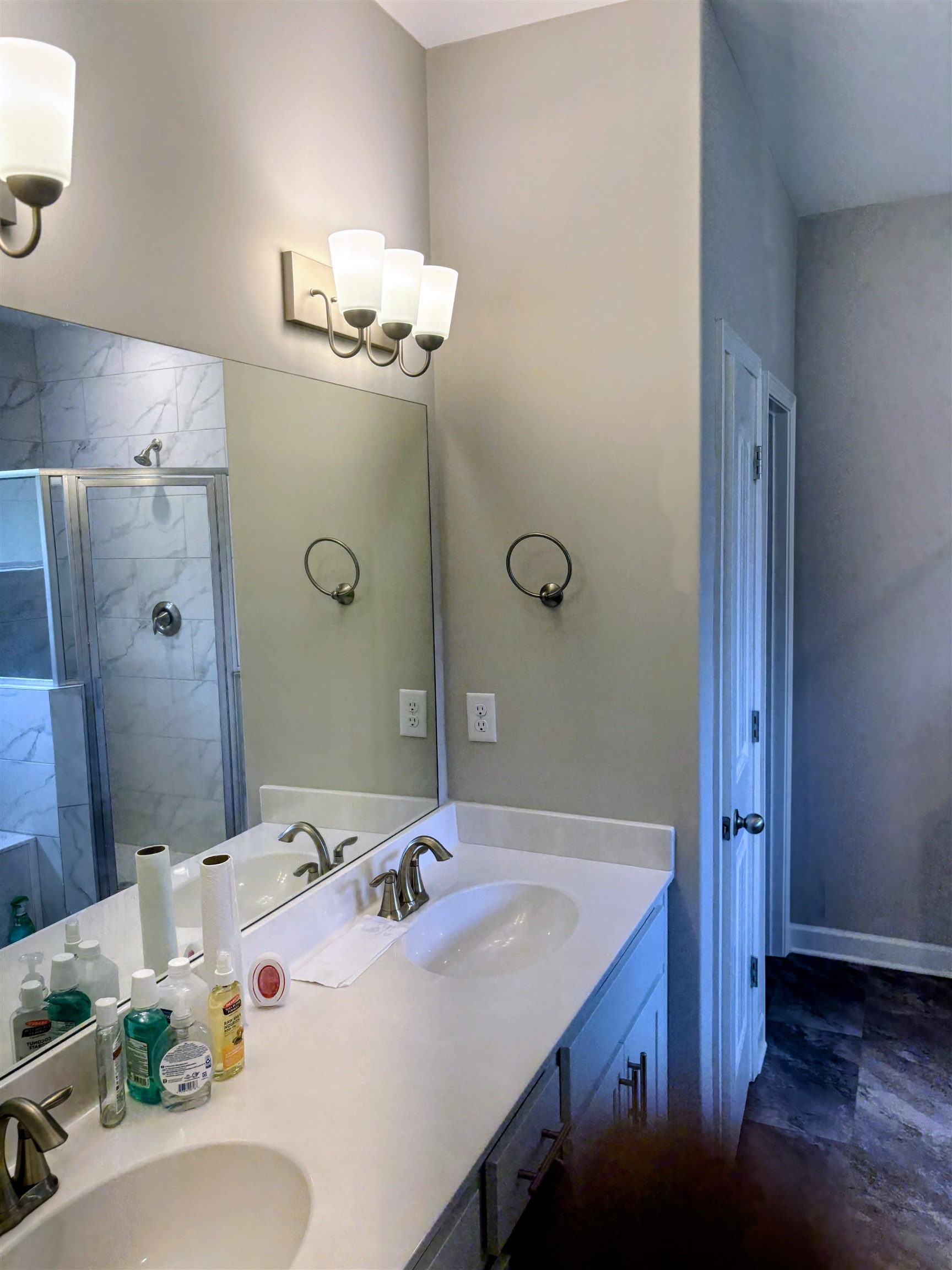 5840 Tucker Landing Dr Property Photo 7