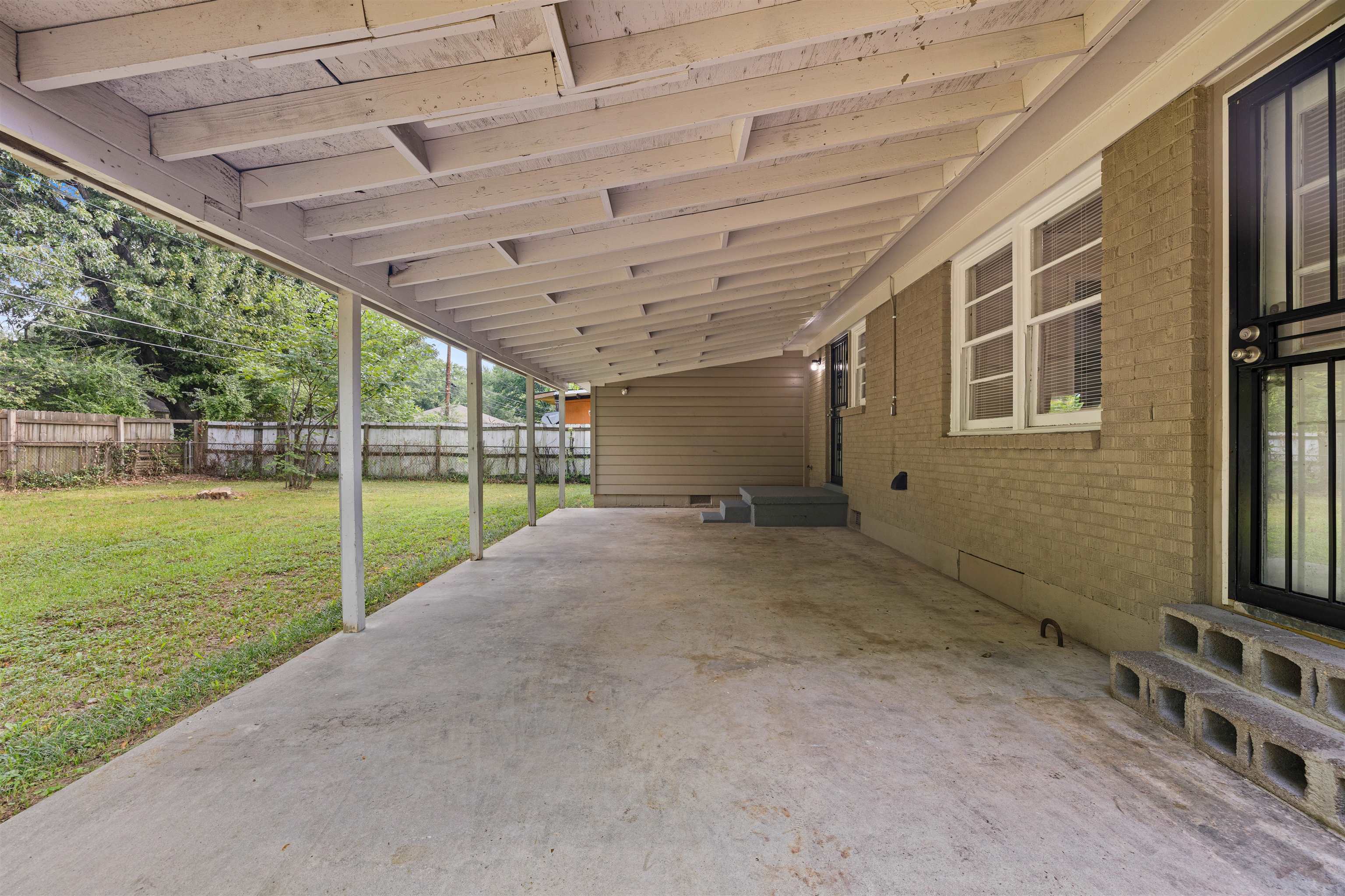 1743 S Perkins Rd Property Photo 17