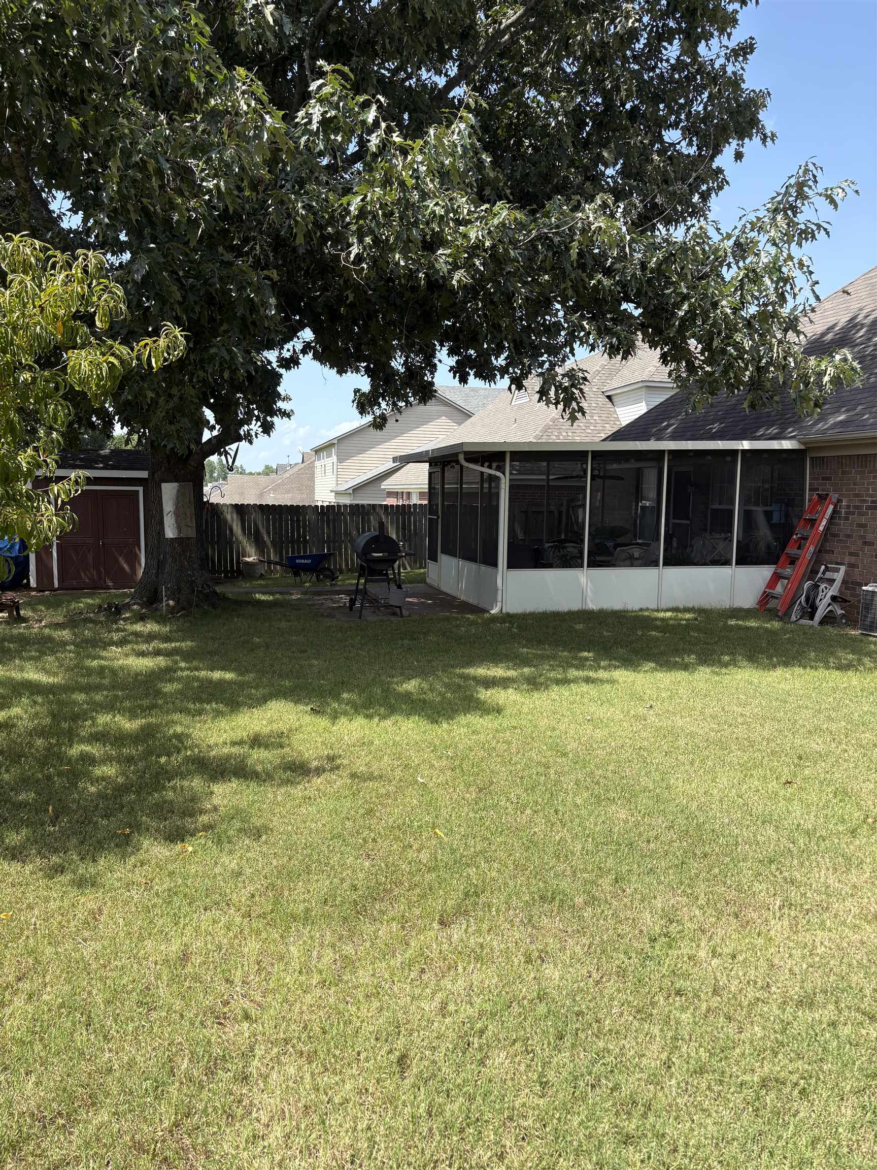 5043 Will Fall Rd Property Photo 12