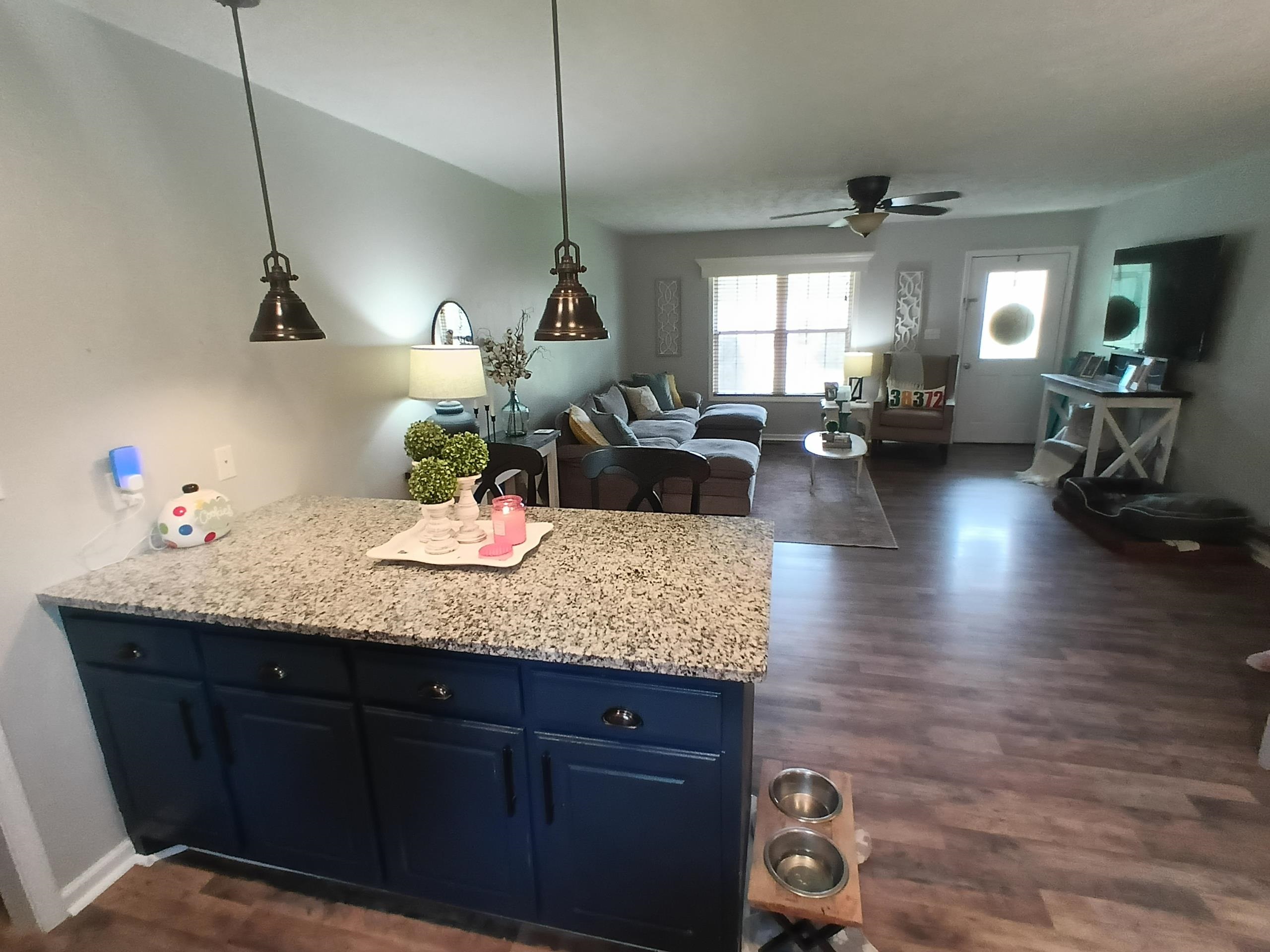 410 Andrews Ln Property Photo 6