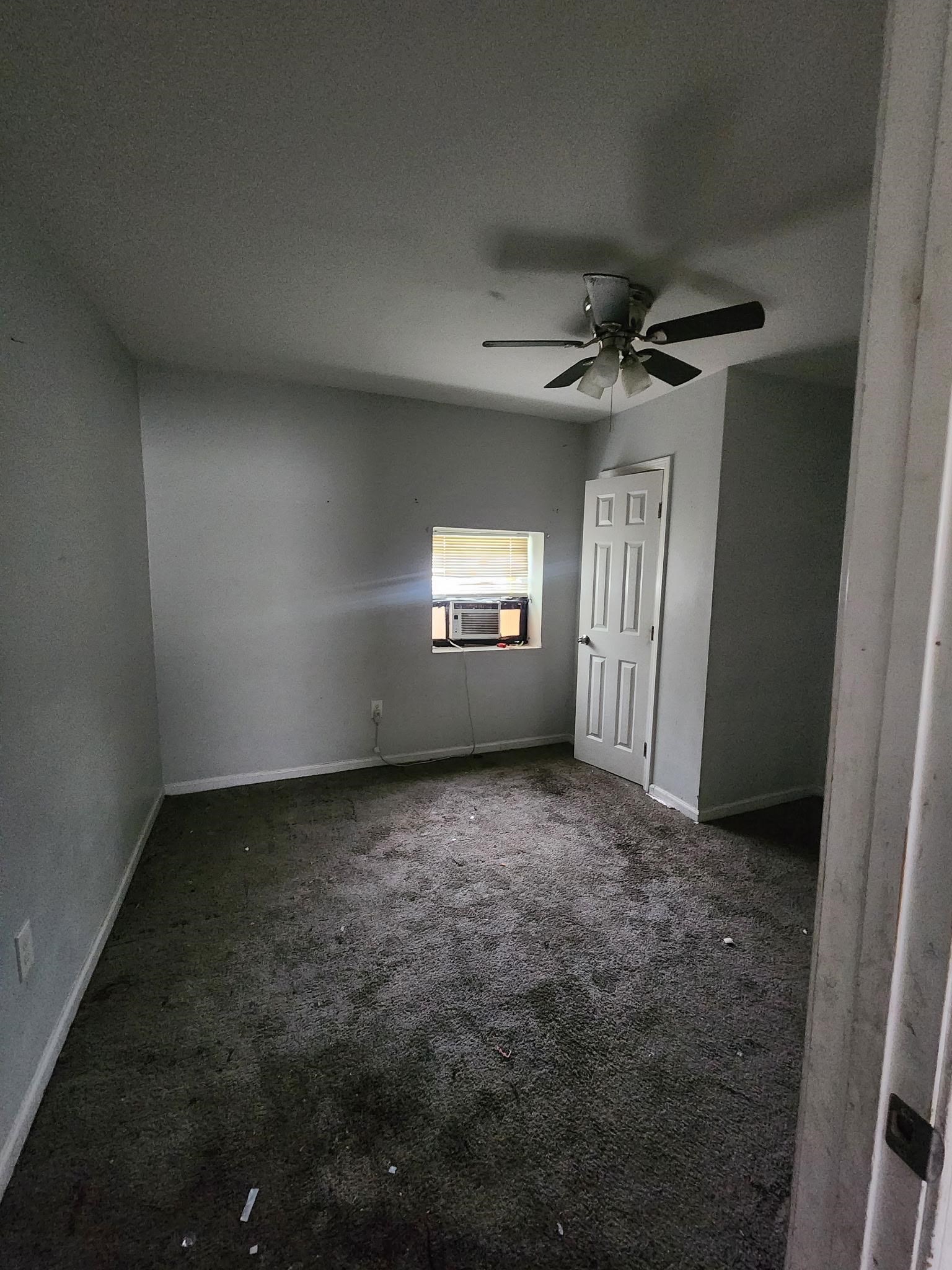 1396 Kimball Ave Property Photo 7