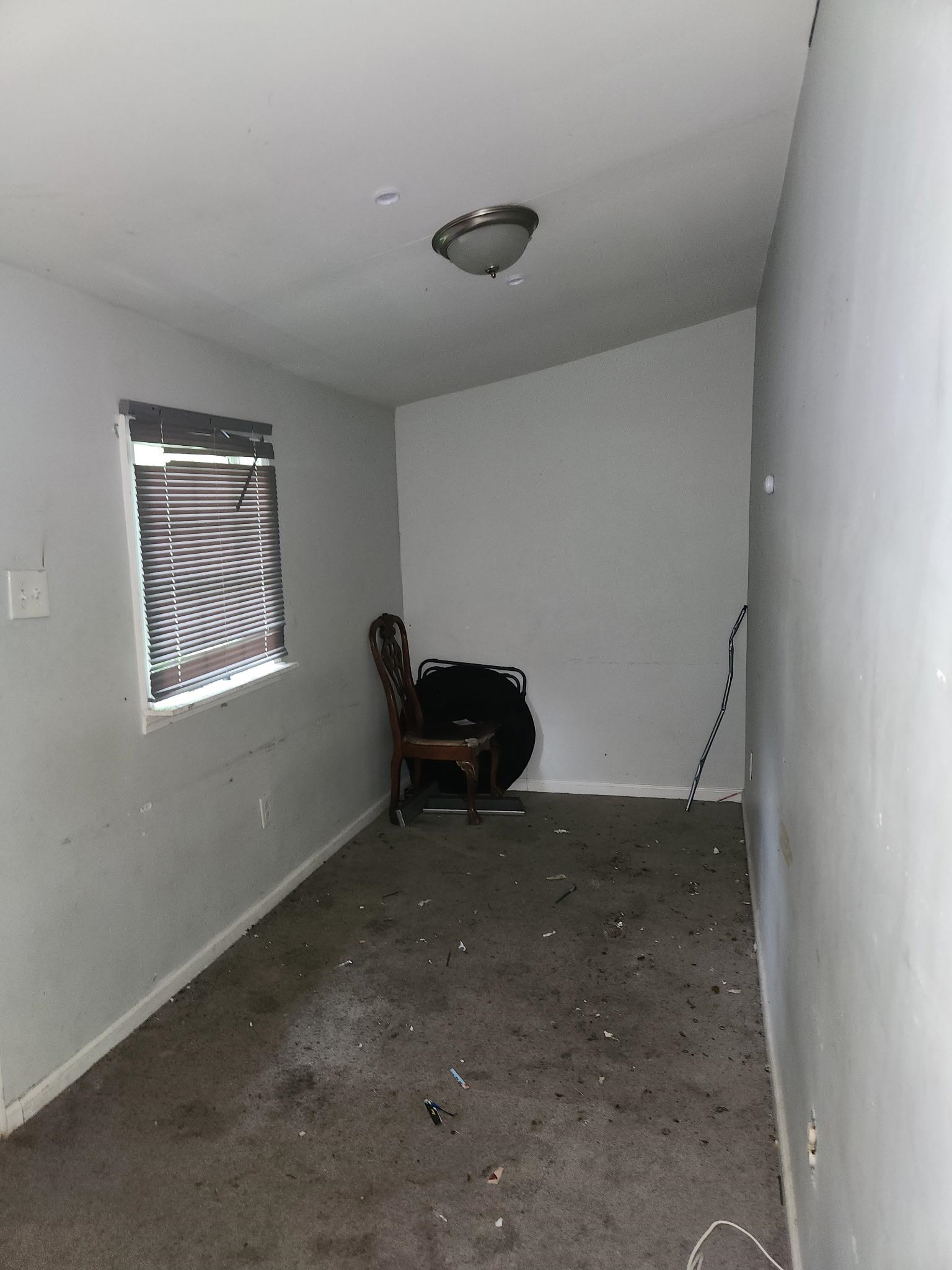 1396 Kimball Ave Property Photo 8