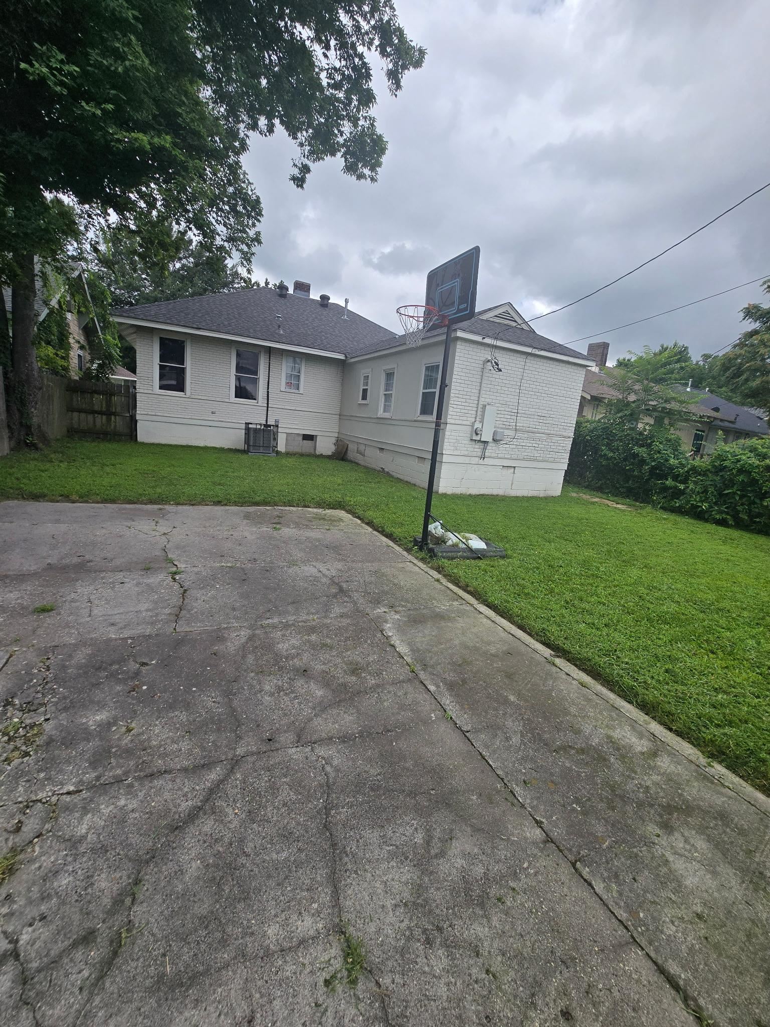 980 Faxon Ave Property Photo 21