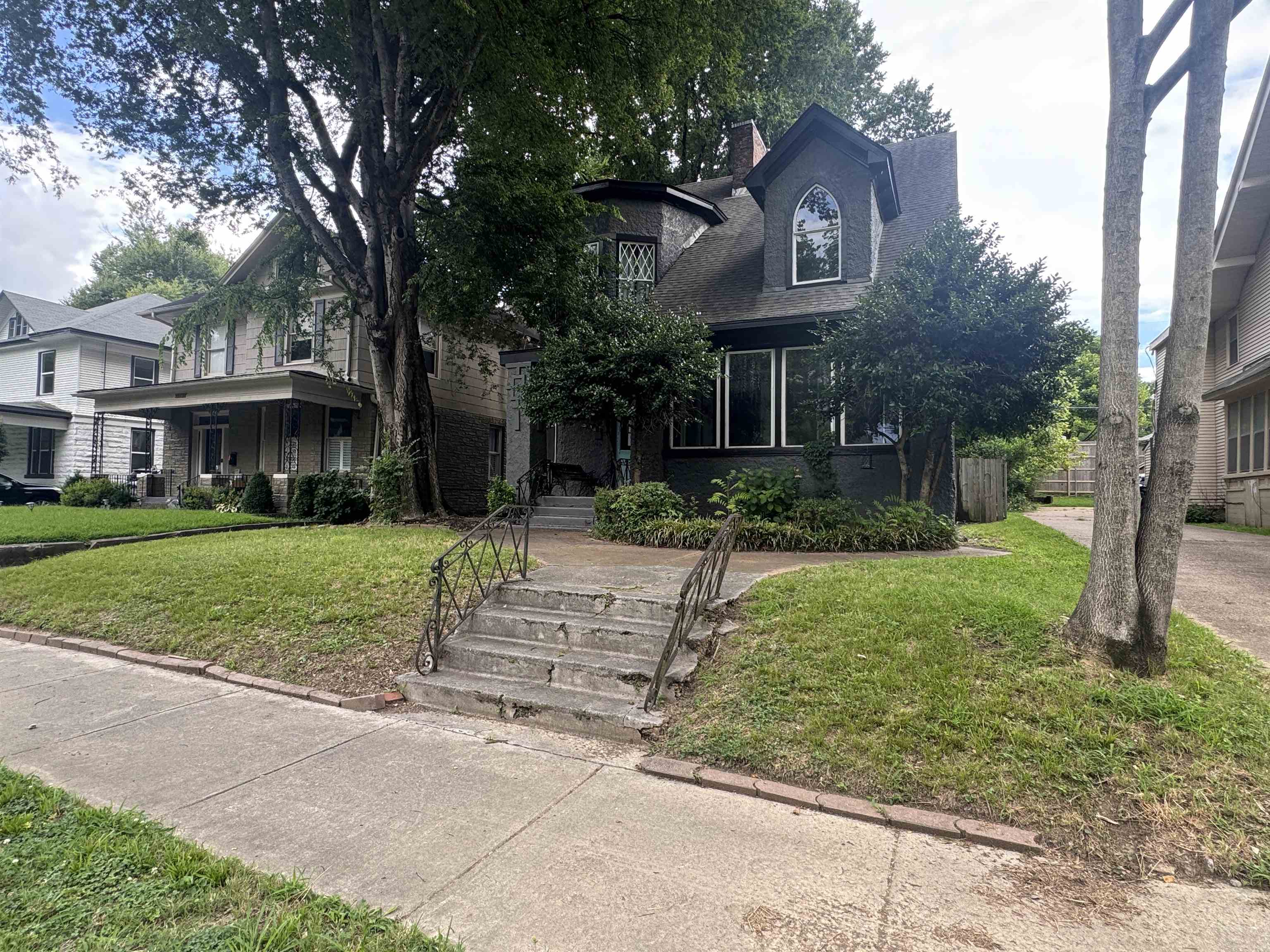 1609 Eastmoreland Ave Property Photo 4