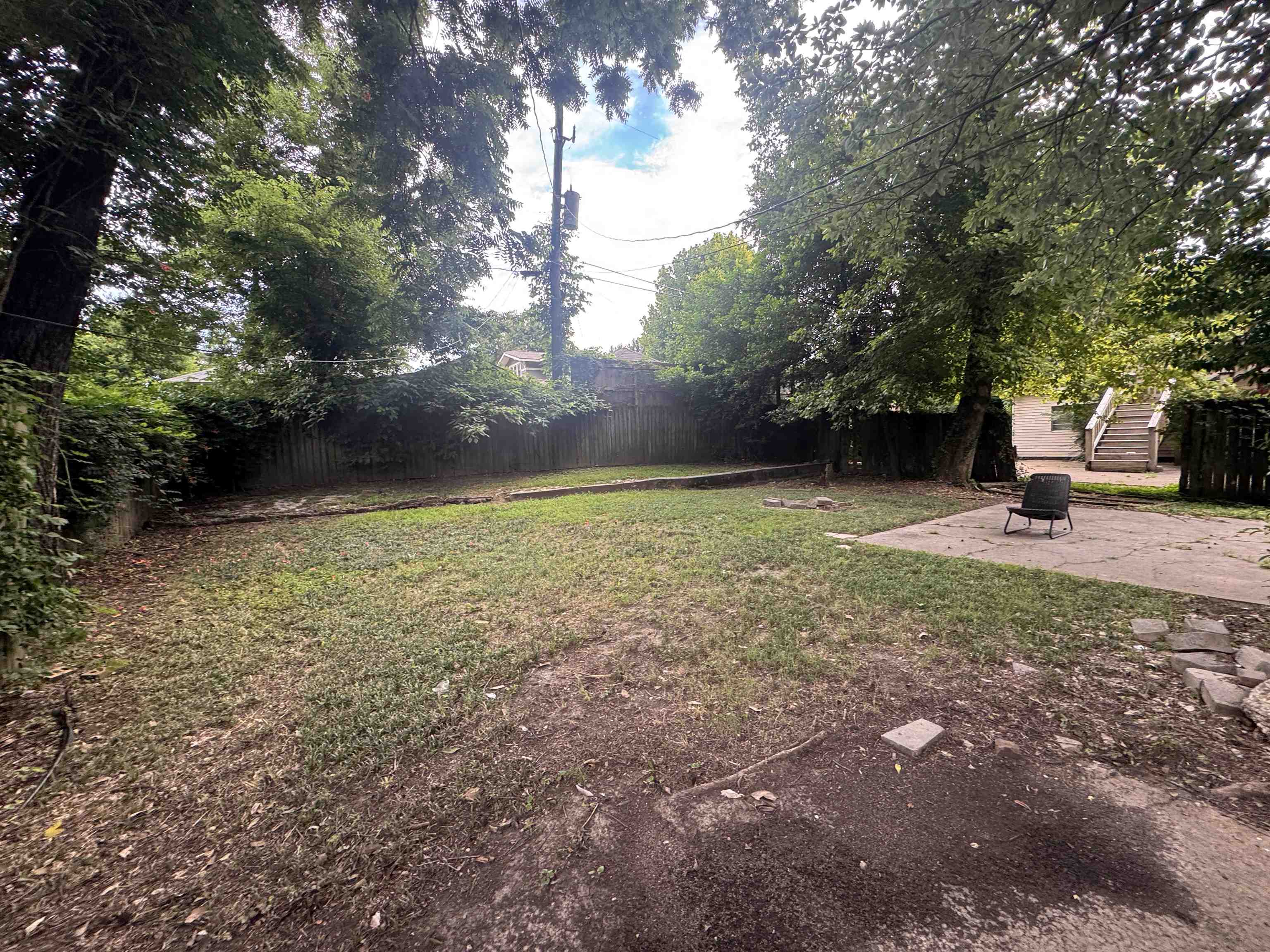 1609 Eastmoreland Ave Property Photo 7