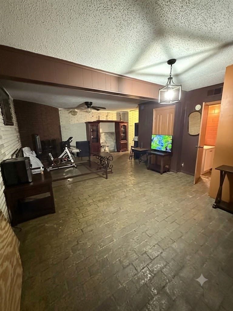 2624 Courtney Dr Property Photo 11