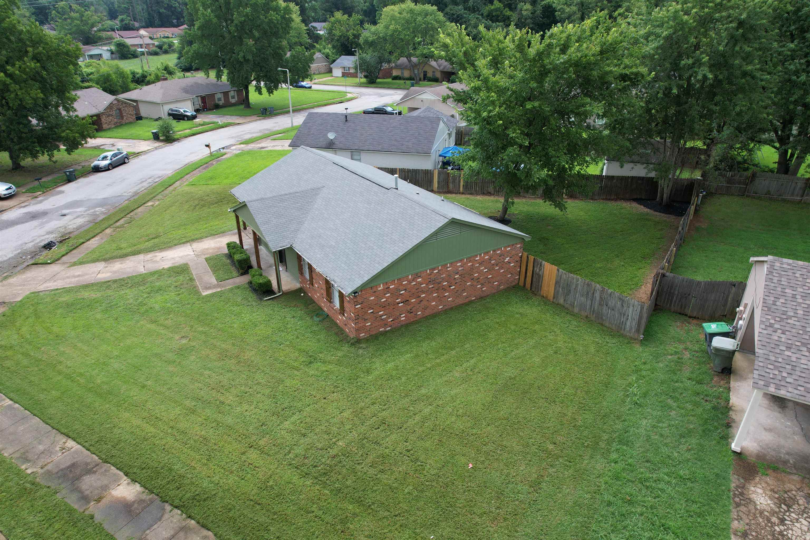 3884 Kerston Dr Property Photo 4
