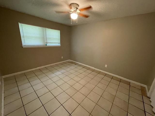 4455 Macon Rd 6 Property Photo 6