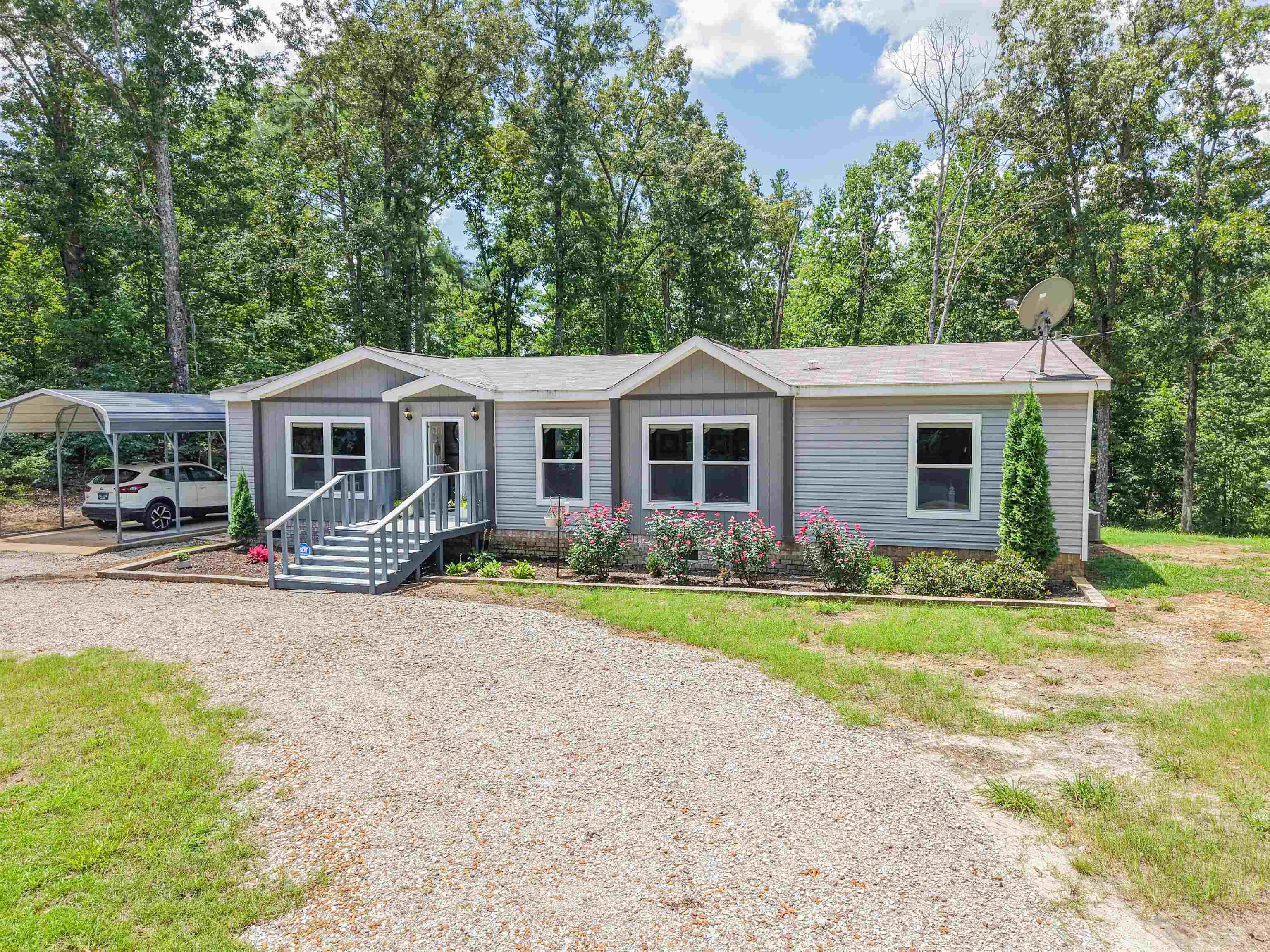 162 Matlock Rd Property Photo 1