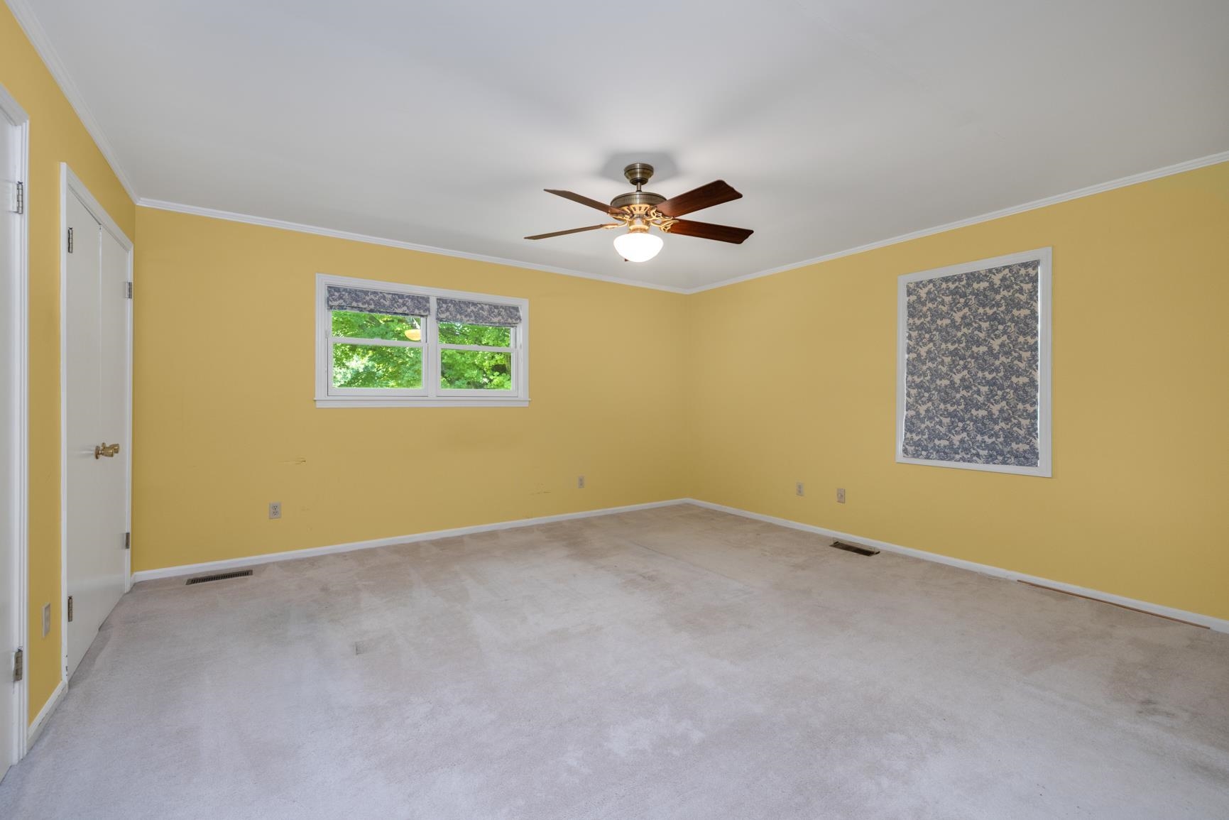 504 Roseland Dr Property Photo 14