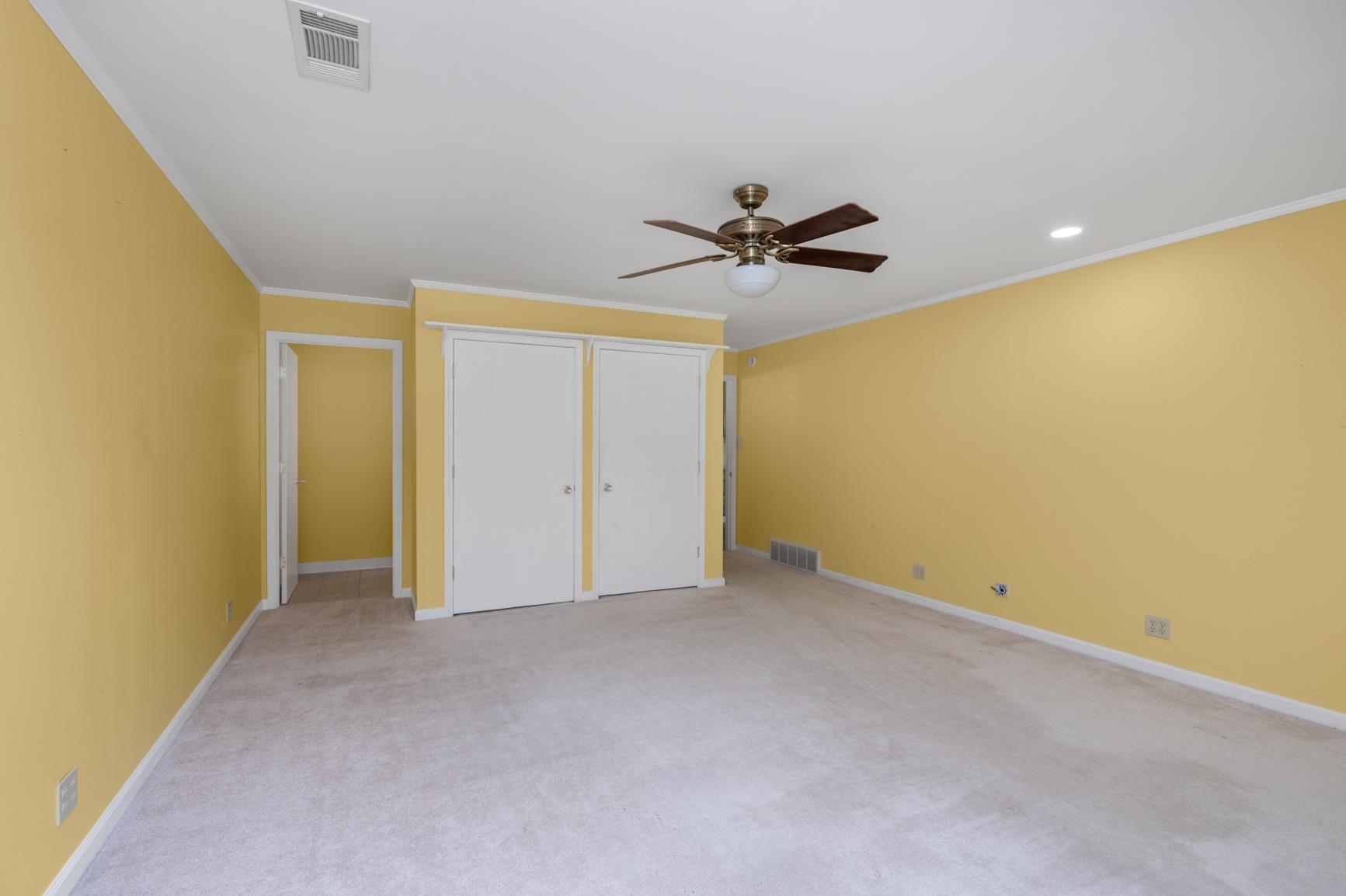 504 Roseland Dr Property Photo 18