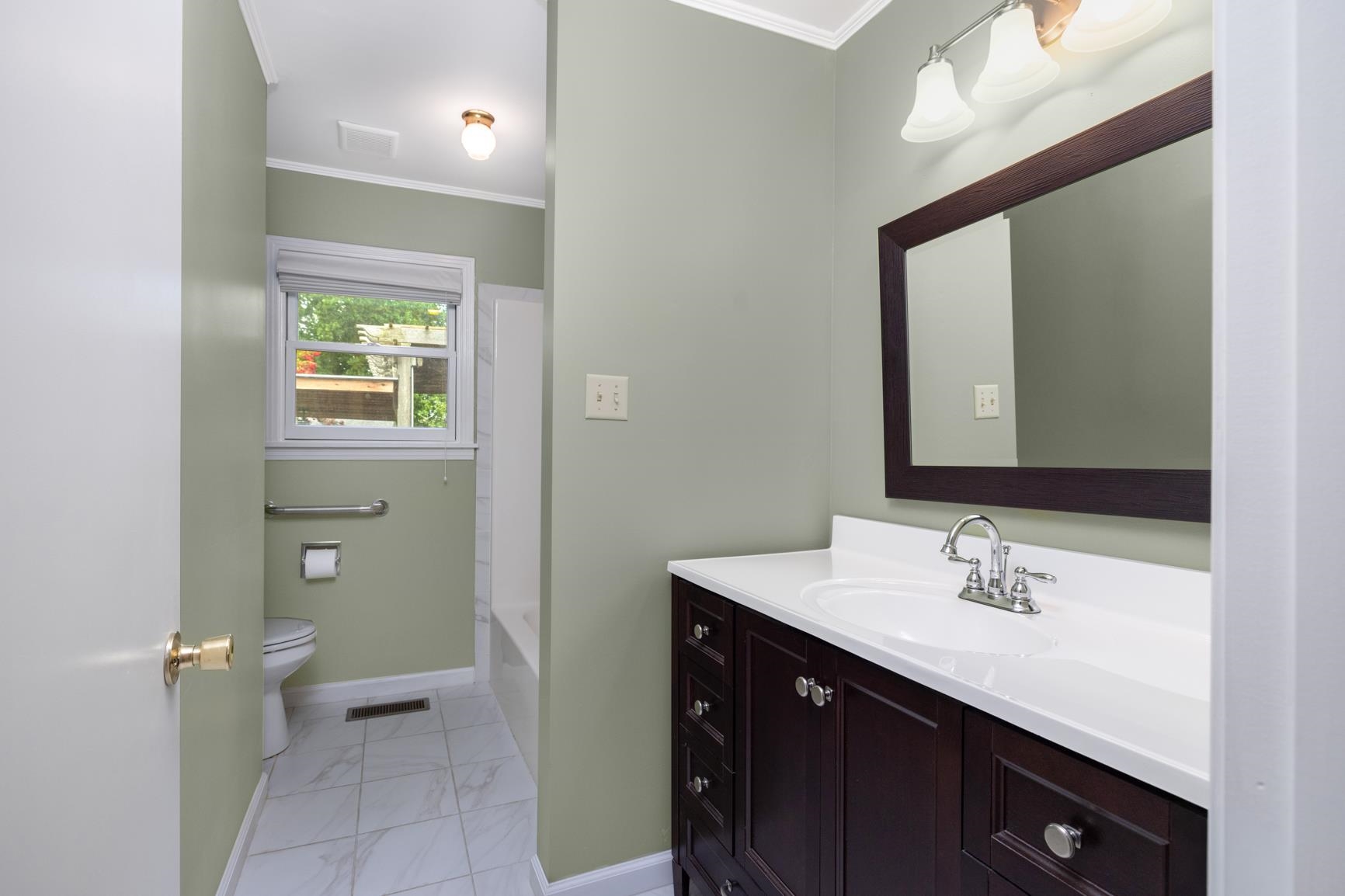 504 Roseland Dr Property Photo 22