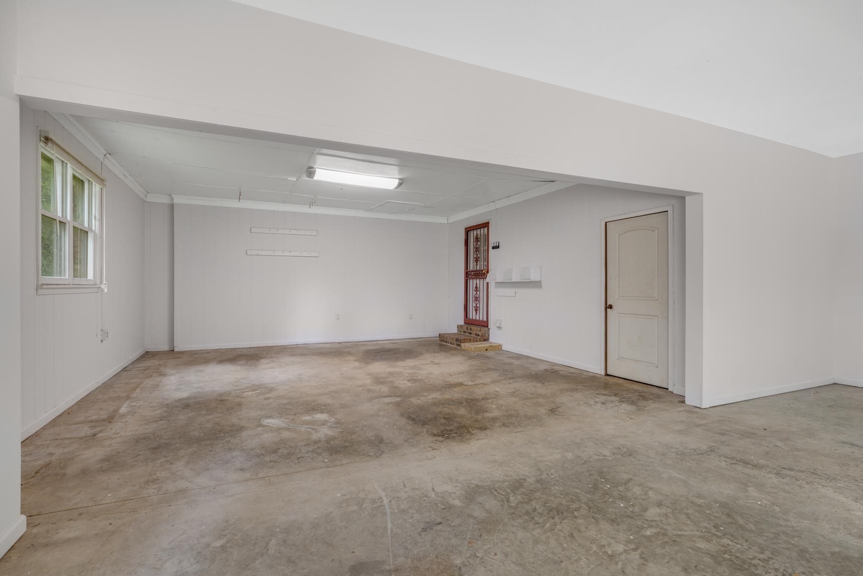504 Roseland Dr Property Photo 24