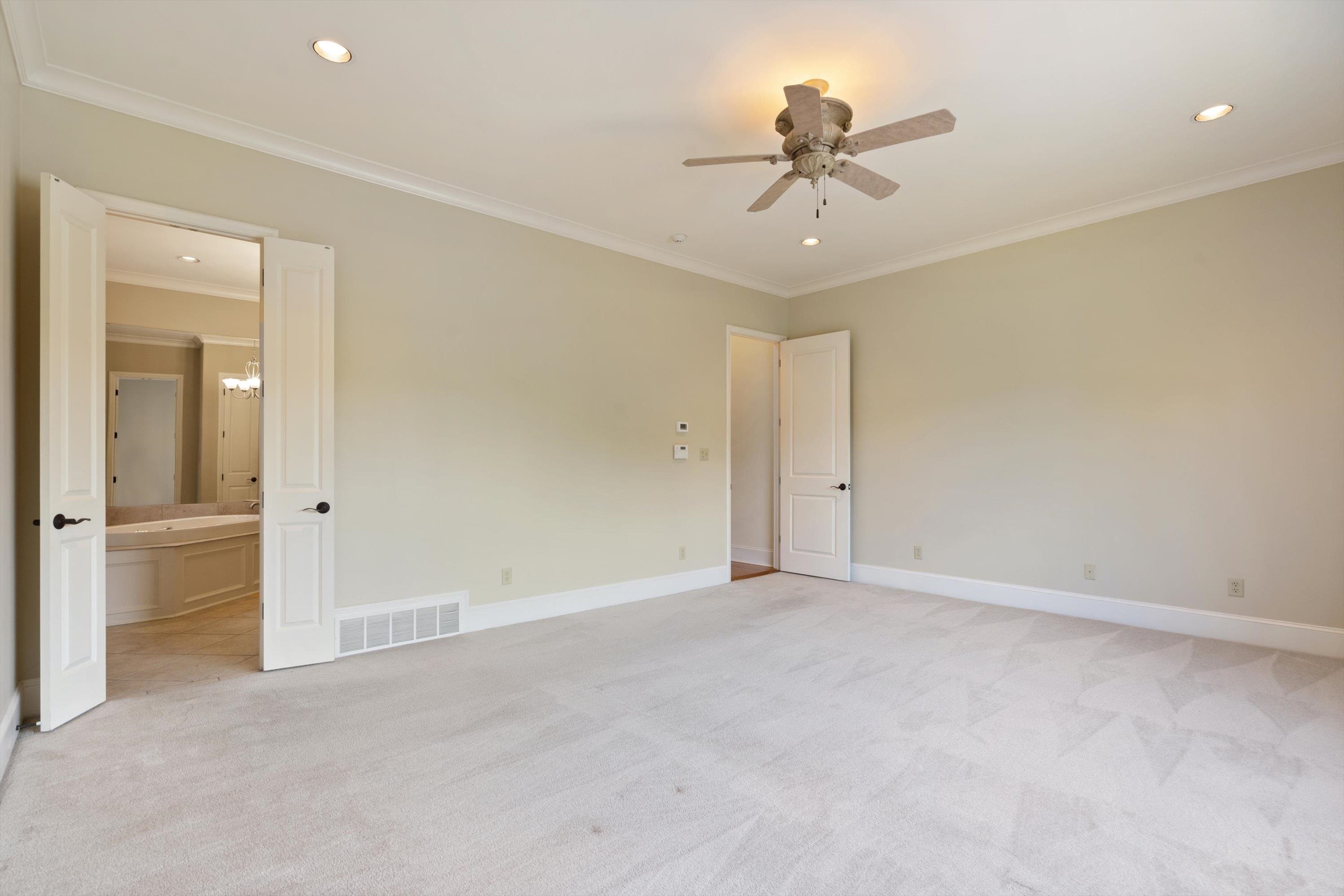 2060 N Arden Landing Cv Property Photo 18