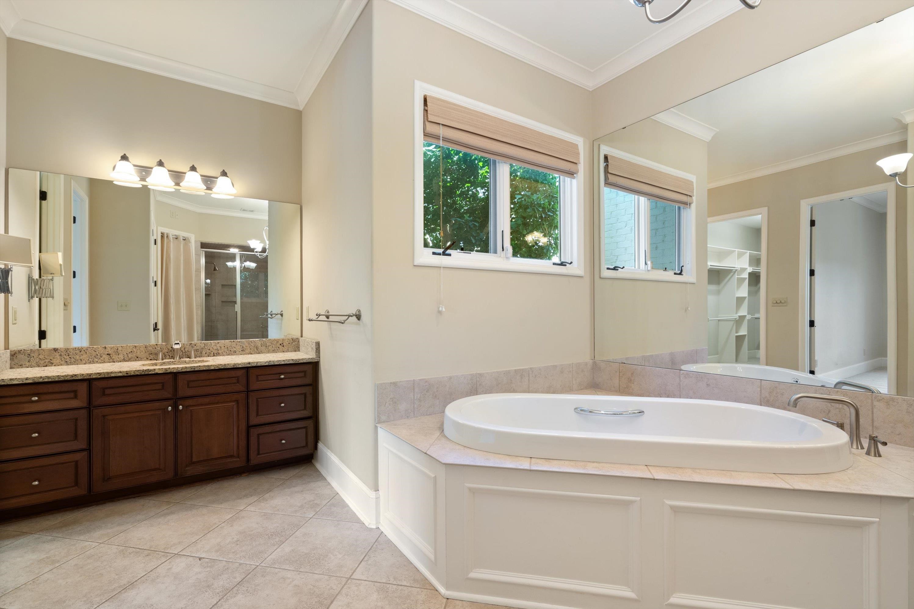2060 N Arden Landing Cv Property Photo 20