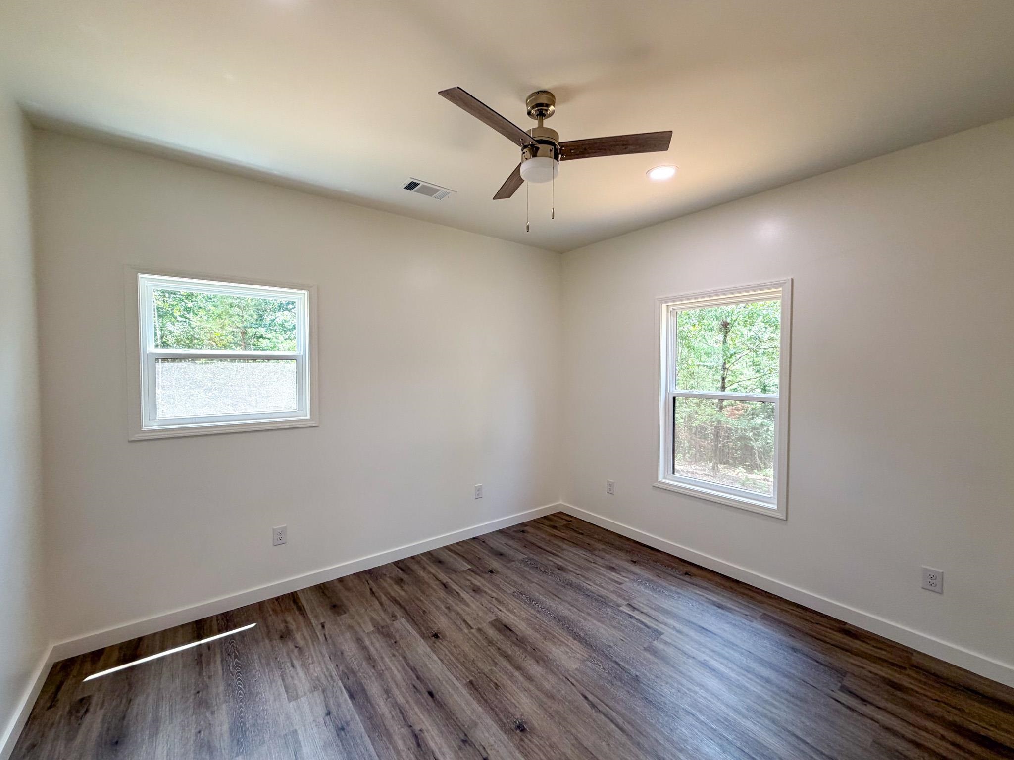 146 Cedar Rdg Property Photo 9