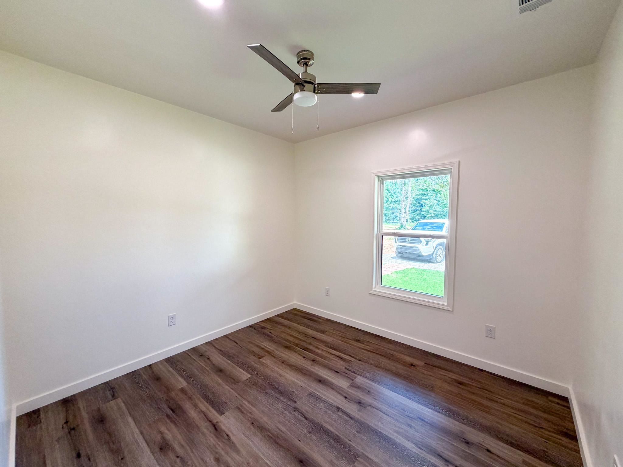 146 Cedar Rdg Property Photo 11