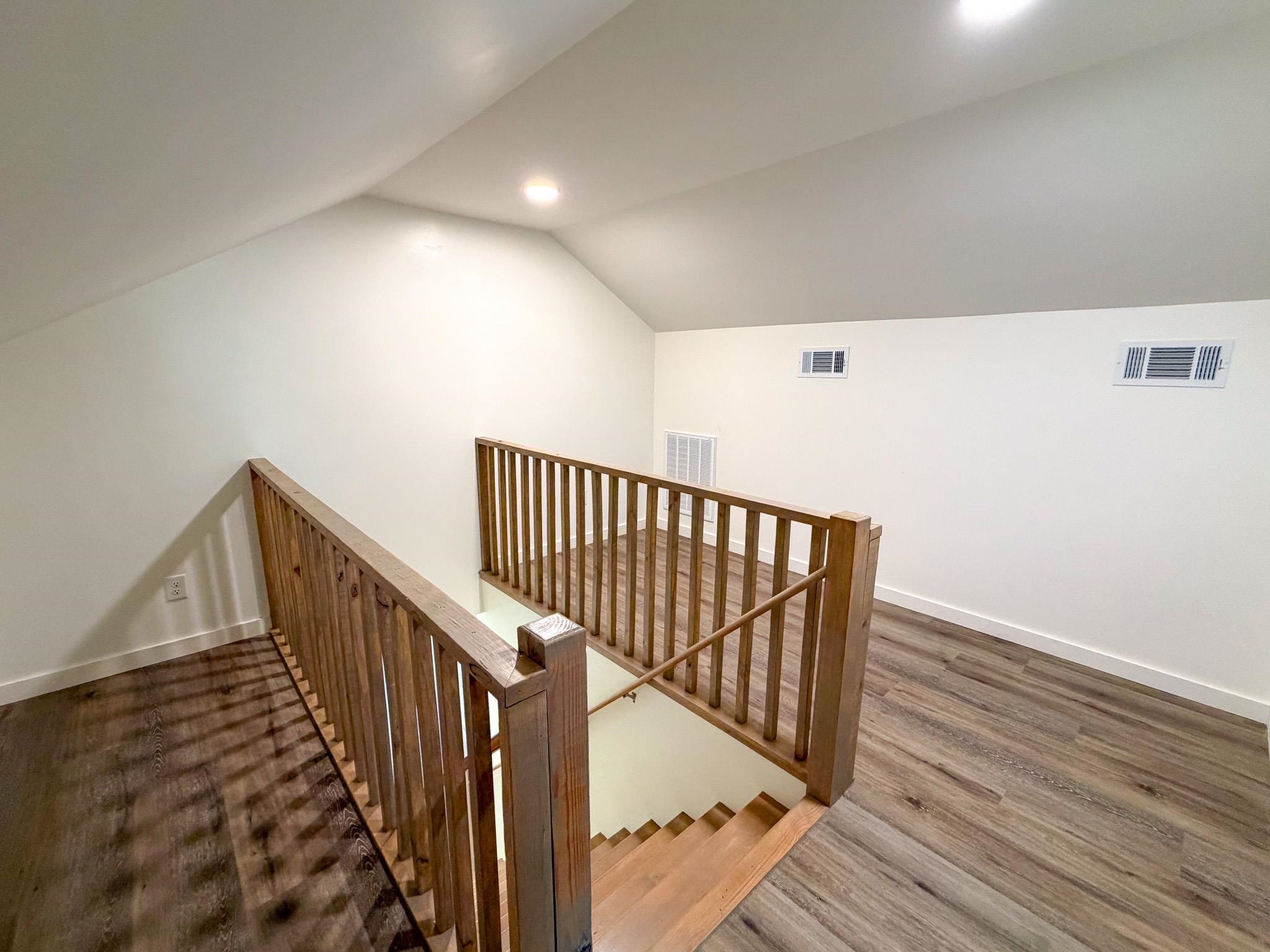 146 Cedar Rdg Property Photo 14