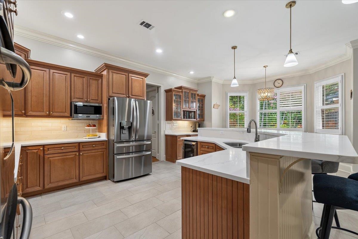 7800 Chapel Ridge Dr Property Photo 12