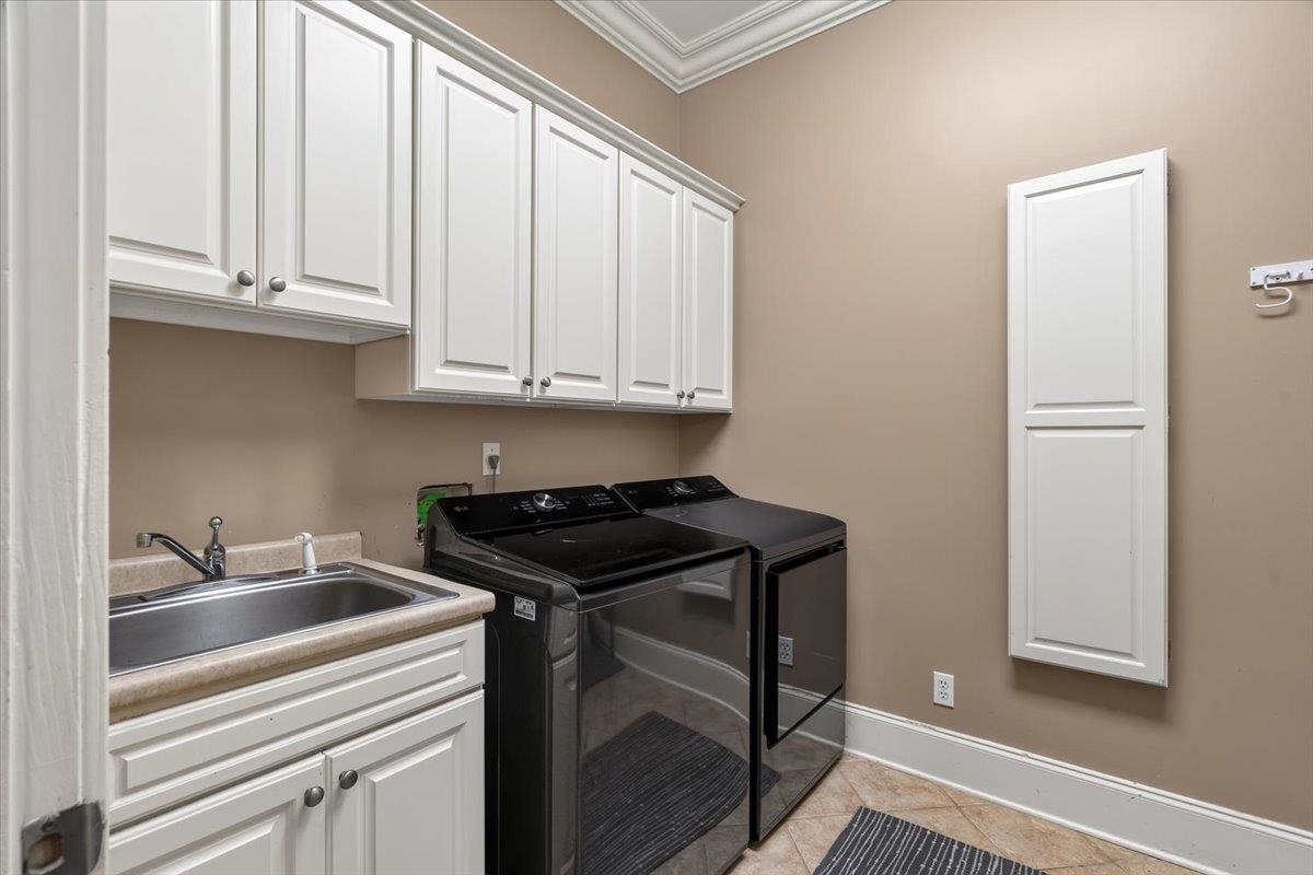 7800 Chapel Ridge Dr Property Photo 18