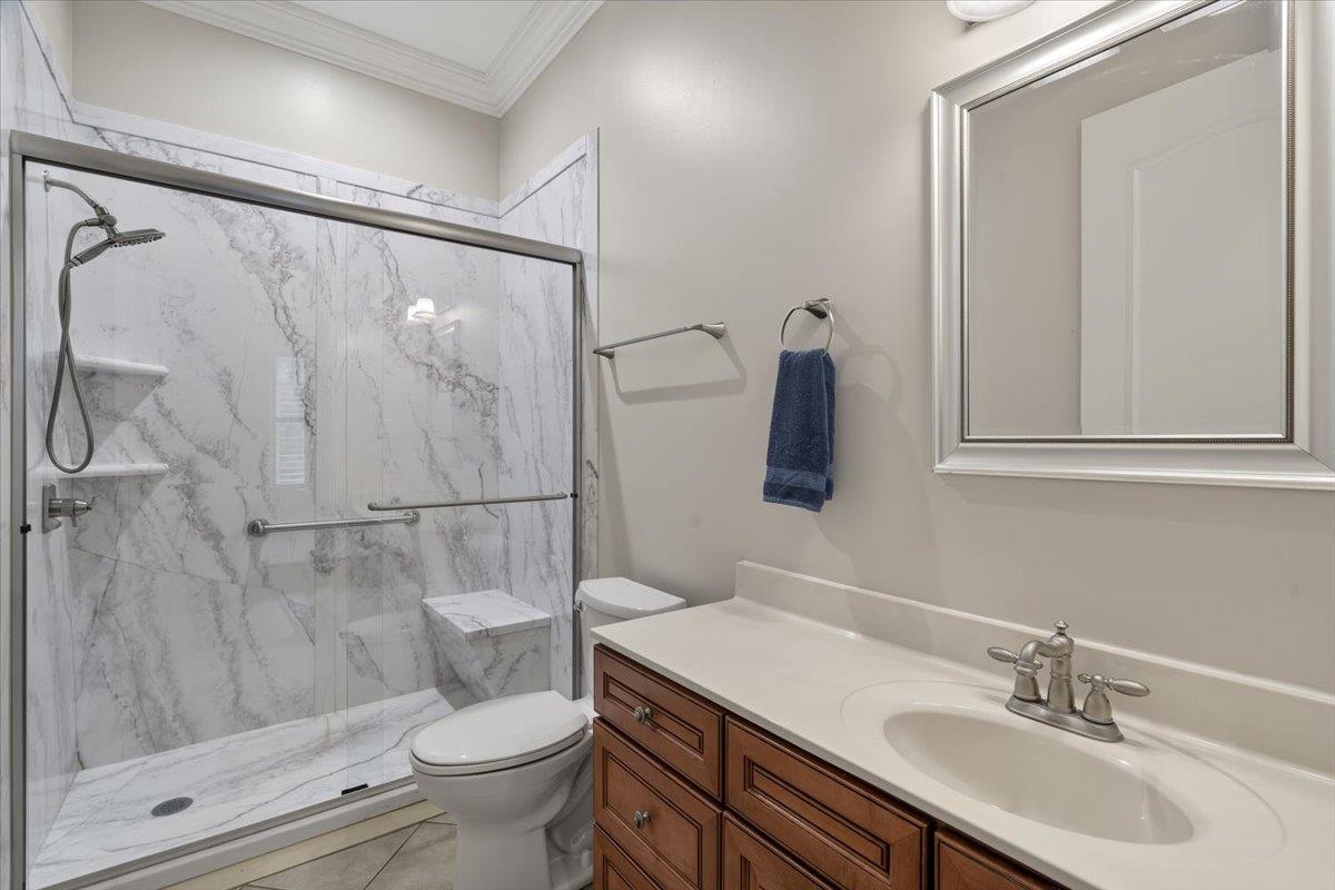 7800 Chapel Ridge Dr Property Photo 20
