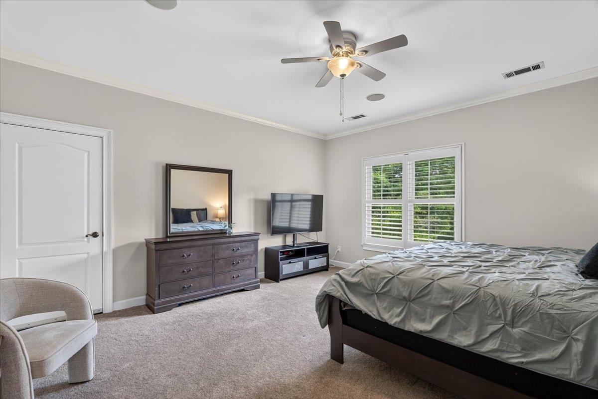7800 Chapel Ridge Dr Property Photo 24