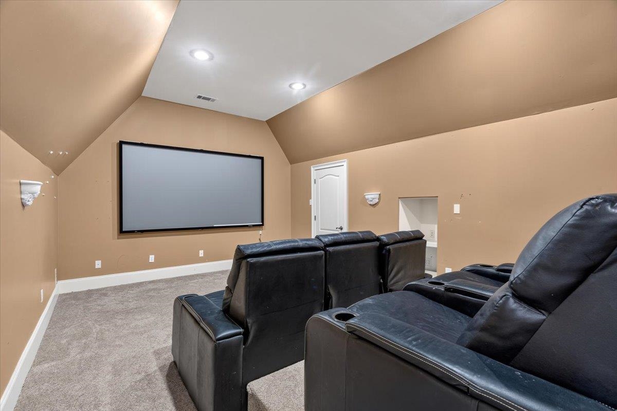 7800 Chapel Ridge Dr Property Photo 28