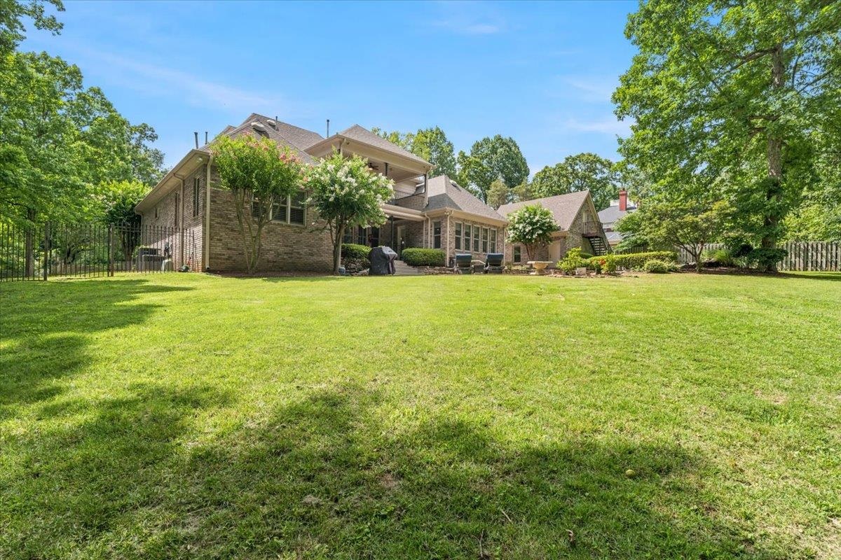 7800 Chapel Ridge Dr Property Photo 36