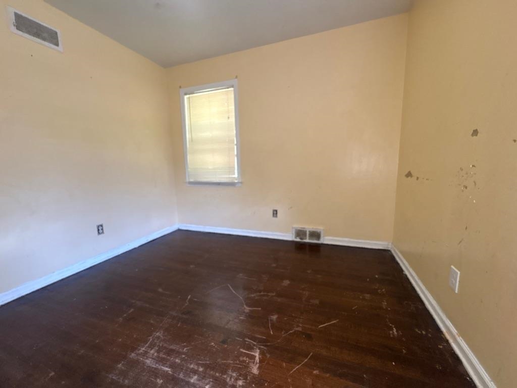 2340 Mcgowan Dr Property Photo 4