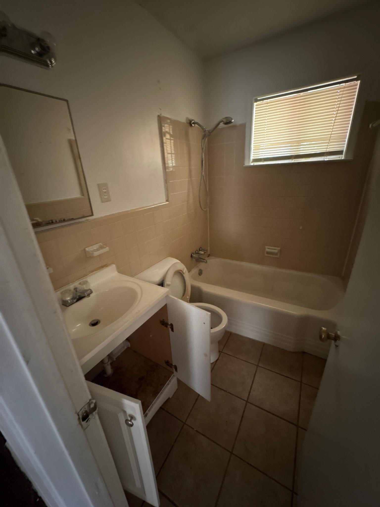 2340 Mcgowan Dr Property Photo 5