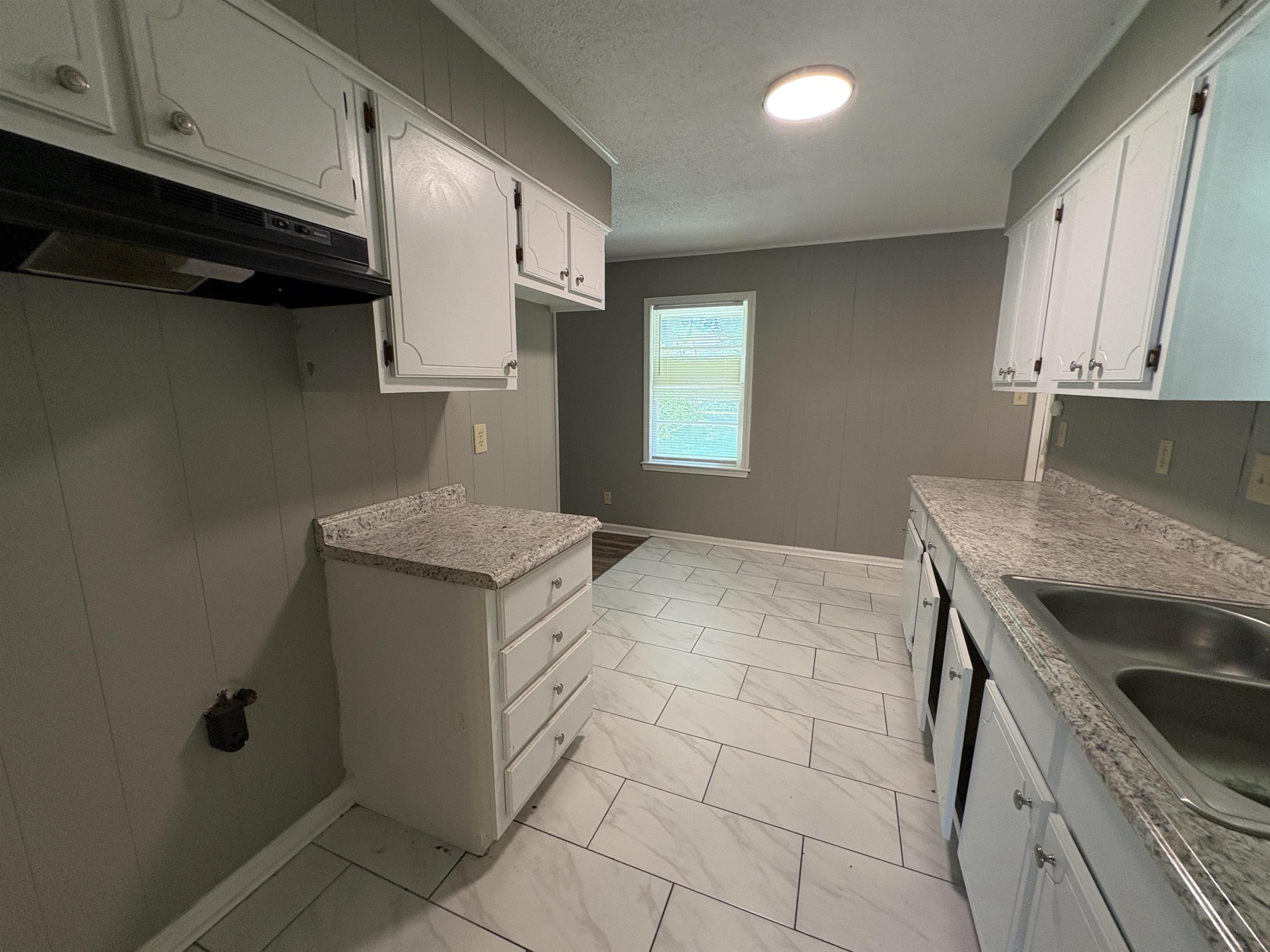 4514 Boeingshire Dr Property Photo 5