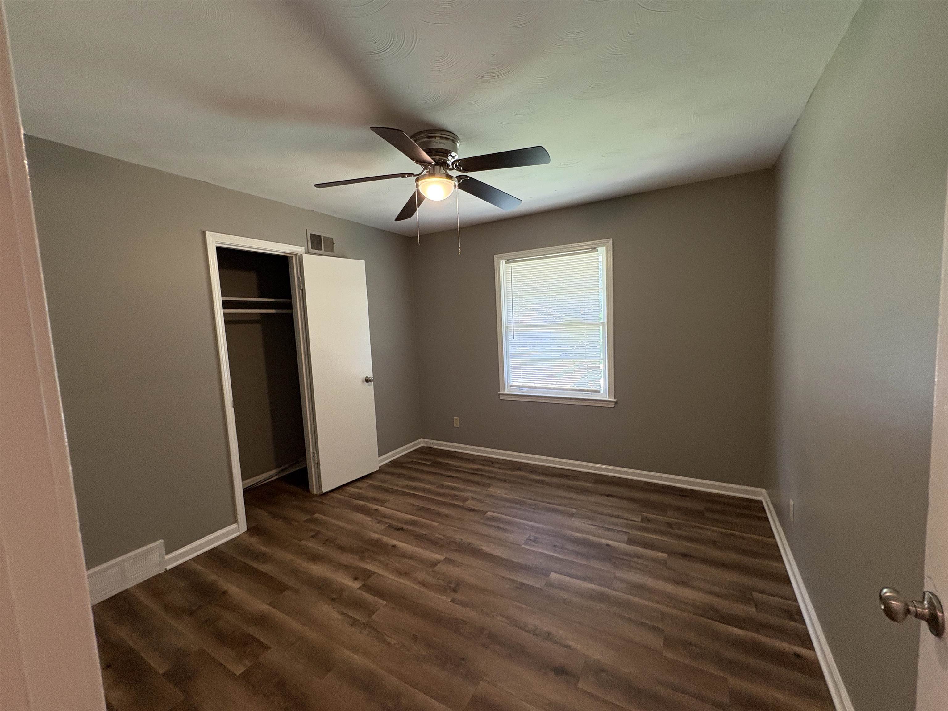 4514 Boeingshire Dr Property Photo 9