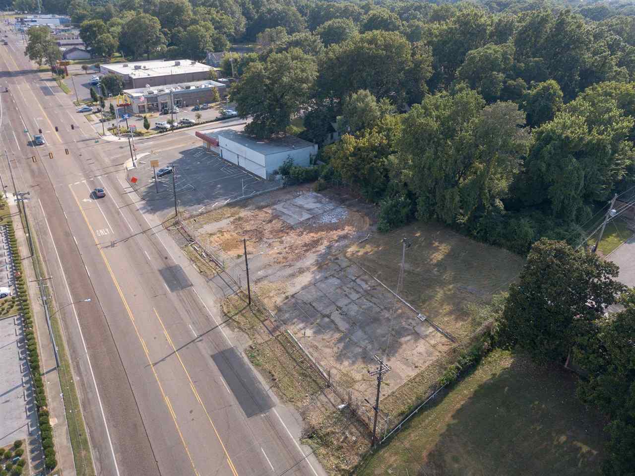 3183 N Thomas St Property Photo 2