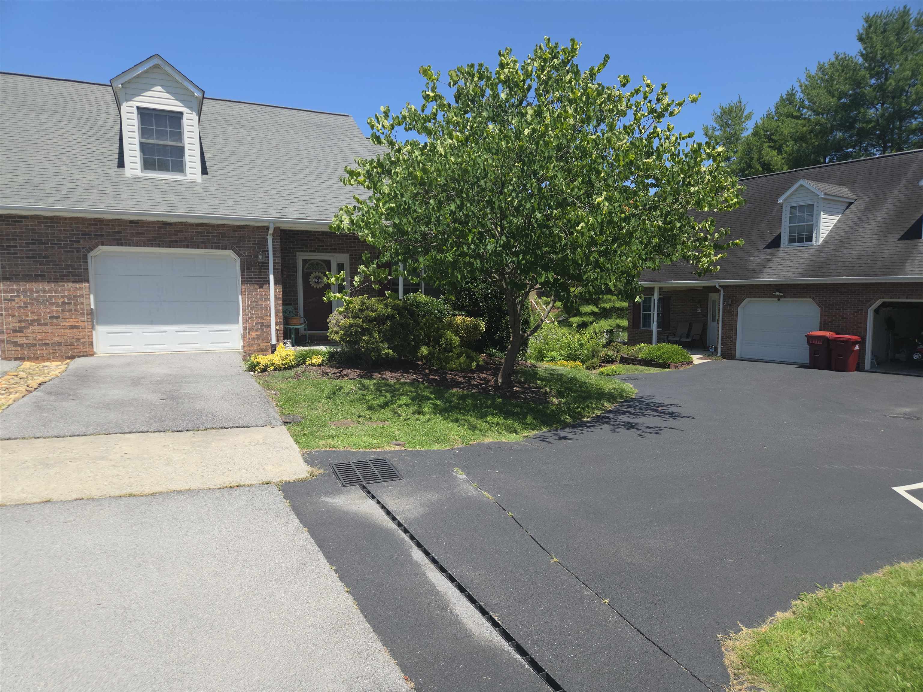 41 CHEROKEE RIDGE CT