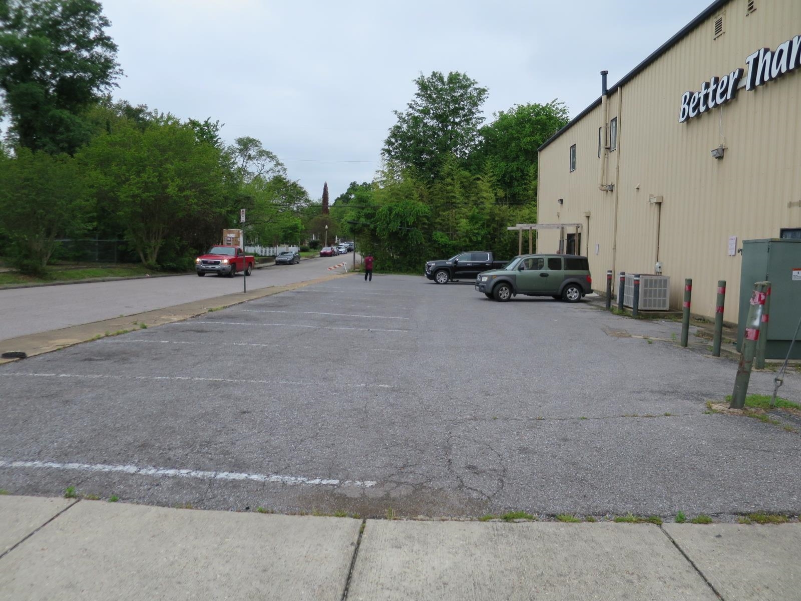 871 S Cooper St Property Photo 2