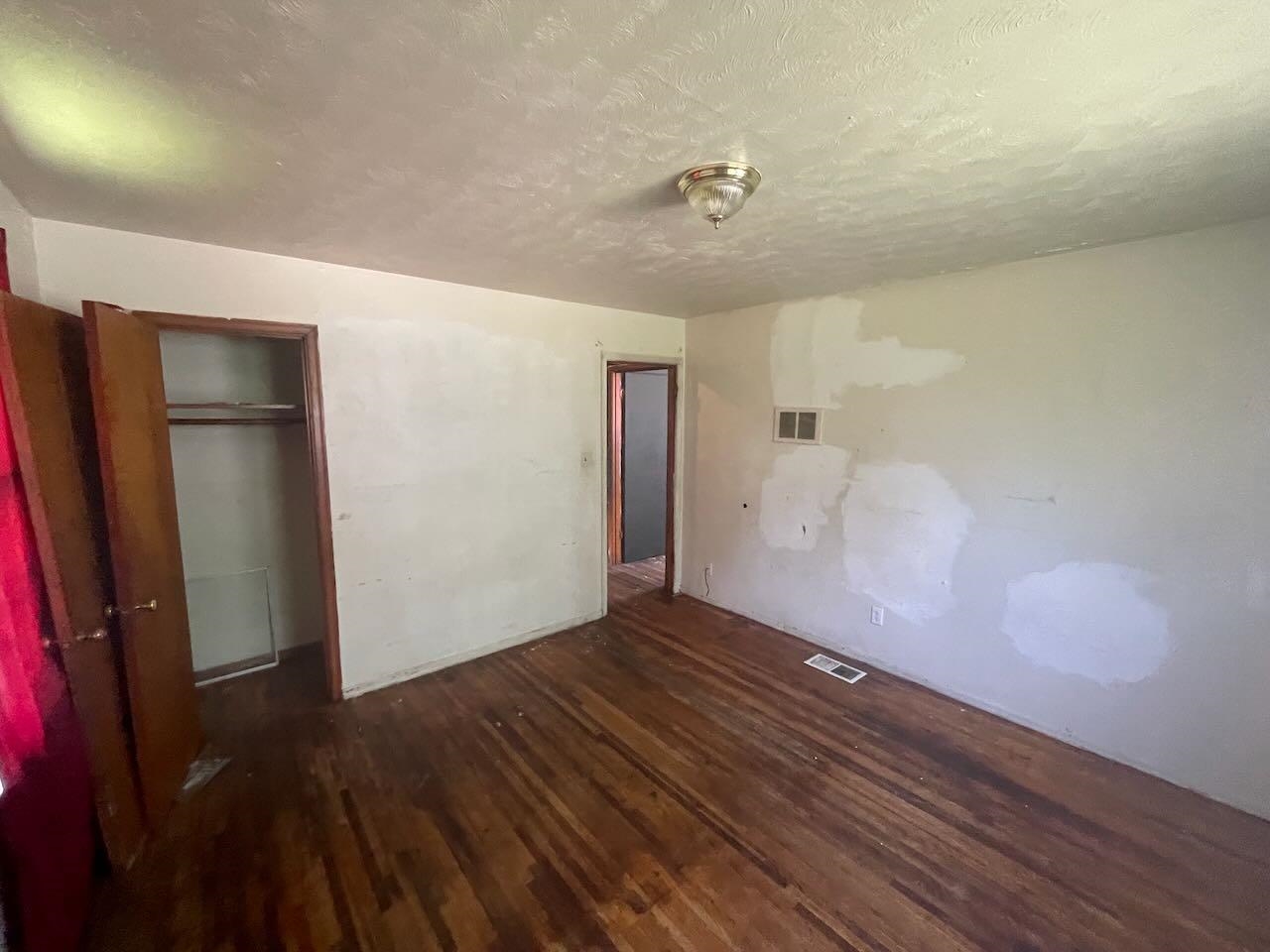 243 First Ave Property Photo 8