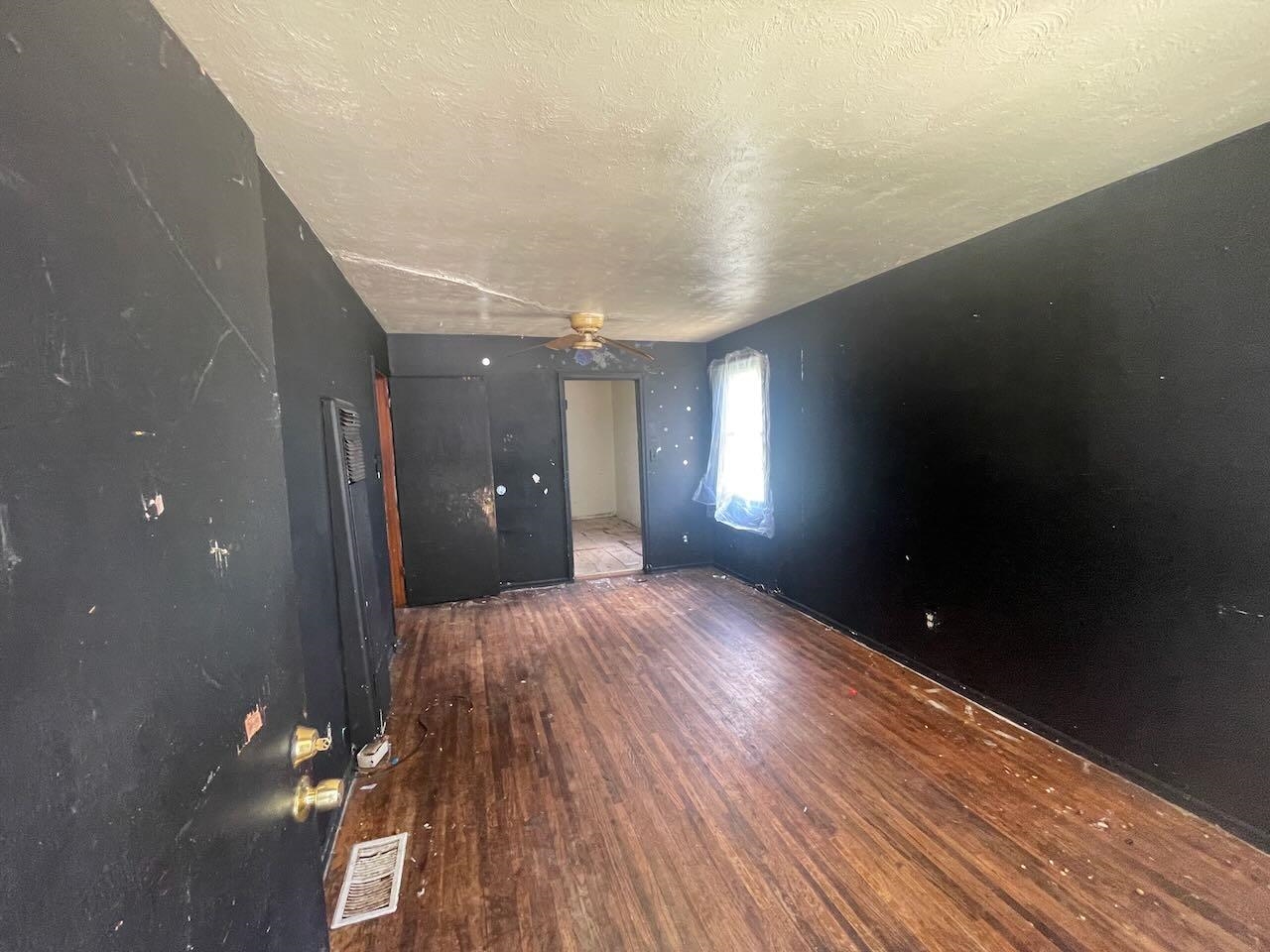 243 First Ave Property Photo 13