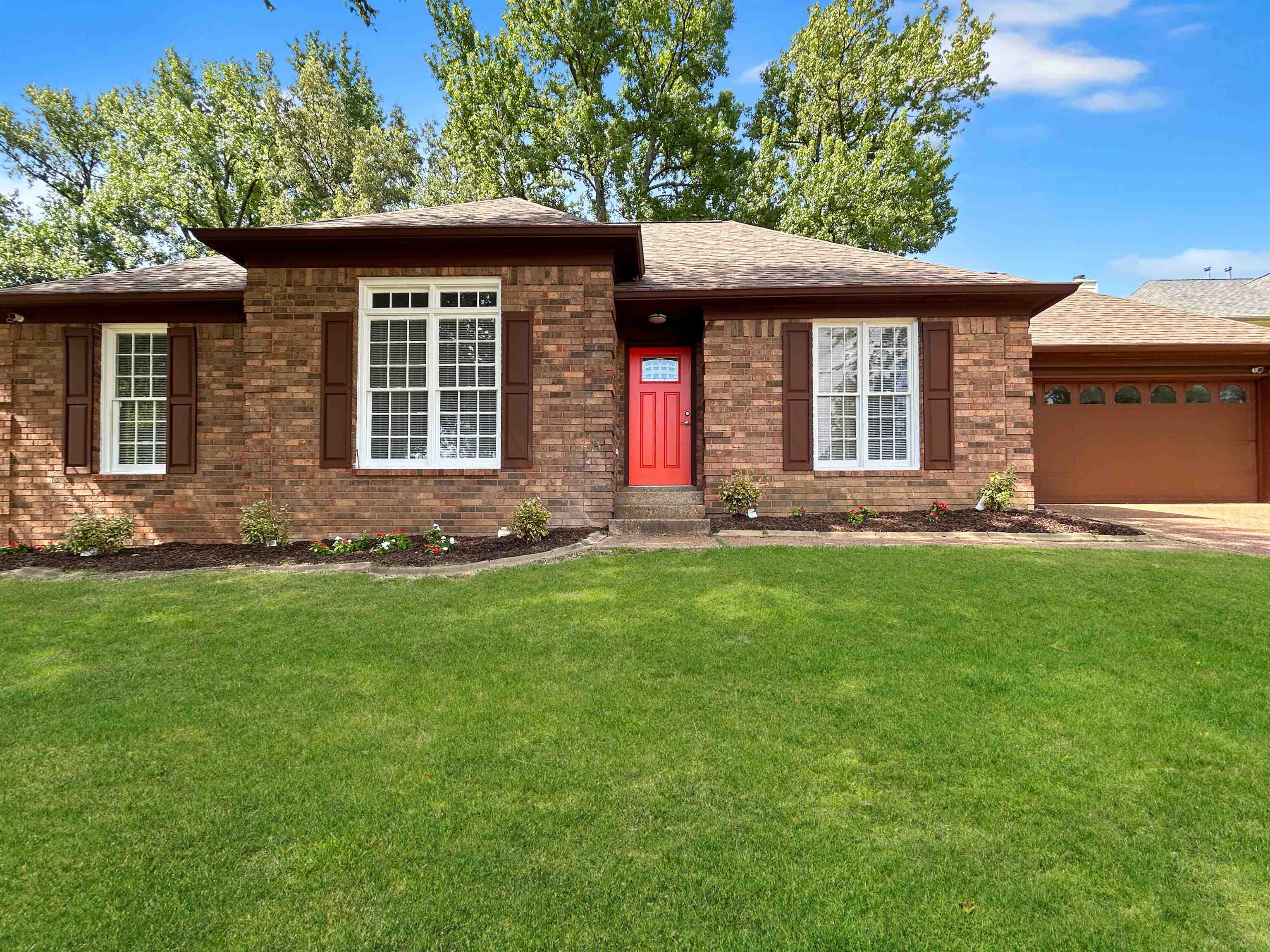 2733 Twisted Oak Cv N Property Photo 1