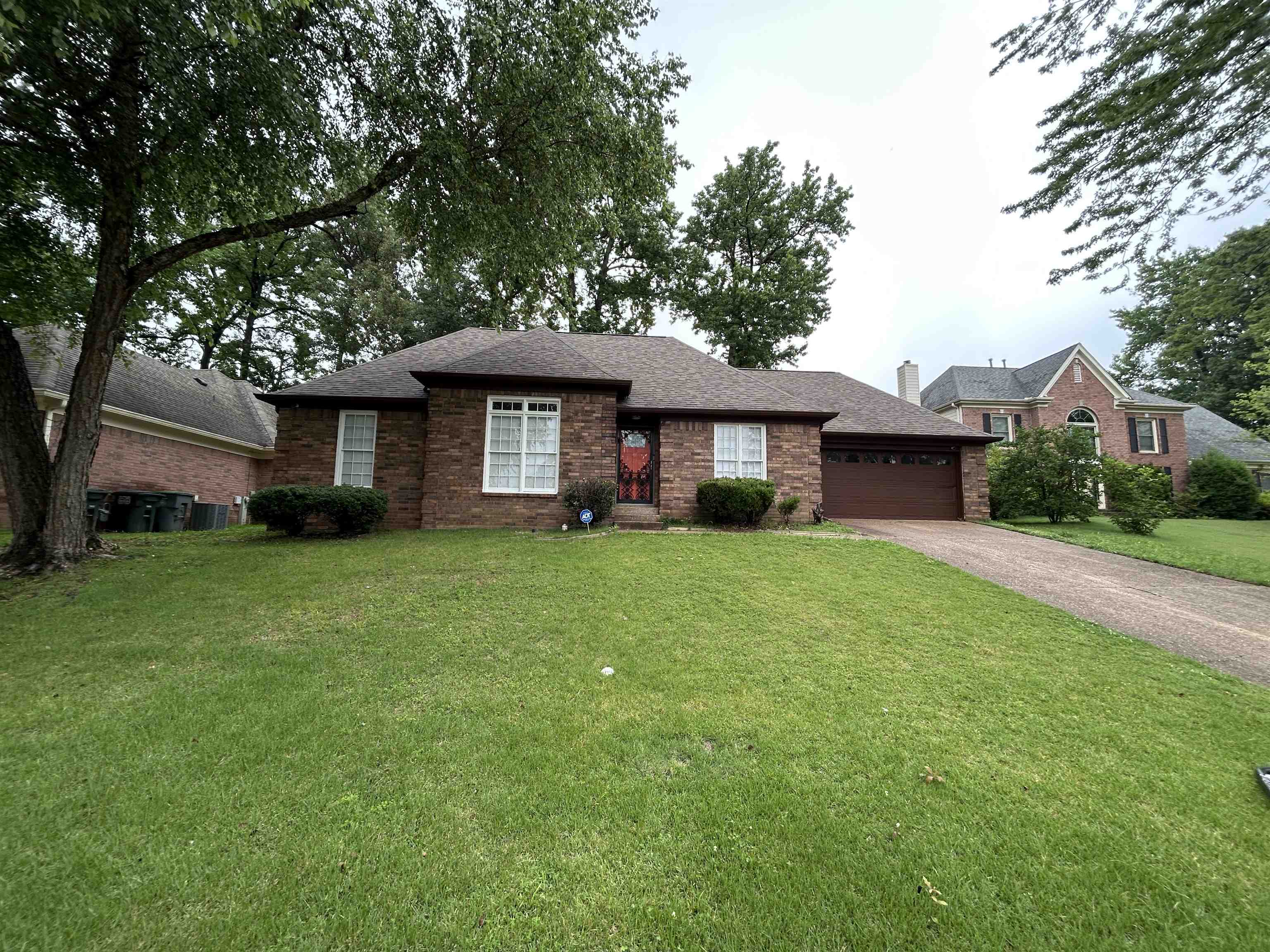 2733 Twisted Oak Cv N Property Photo 2